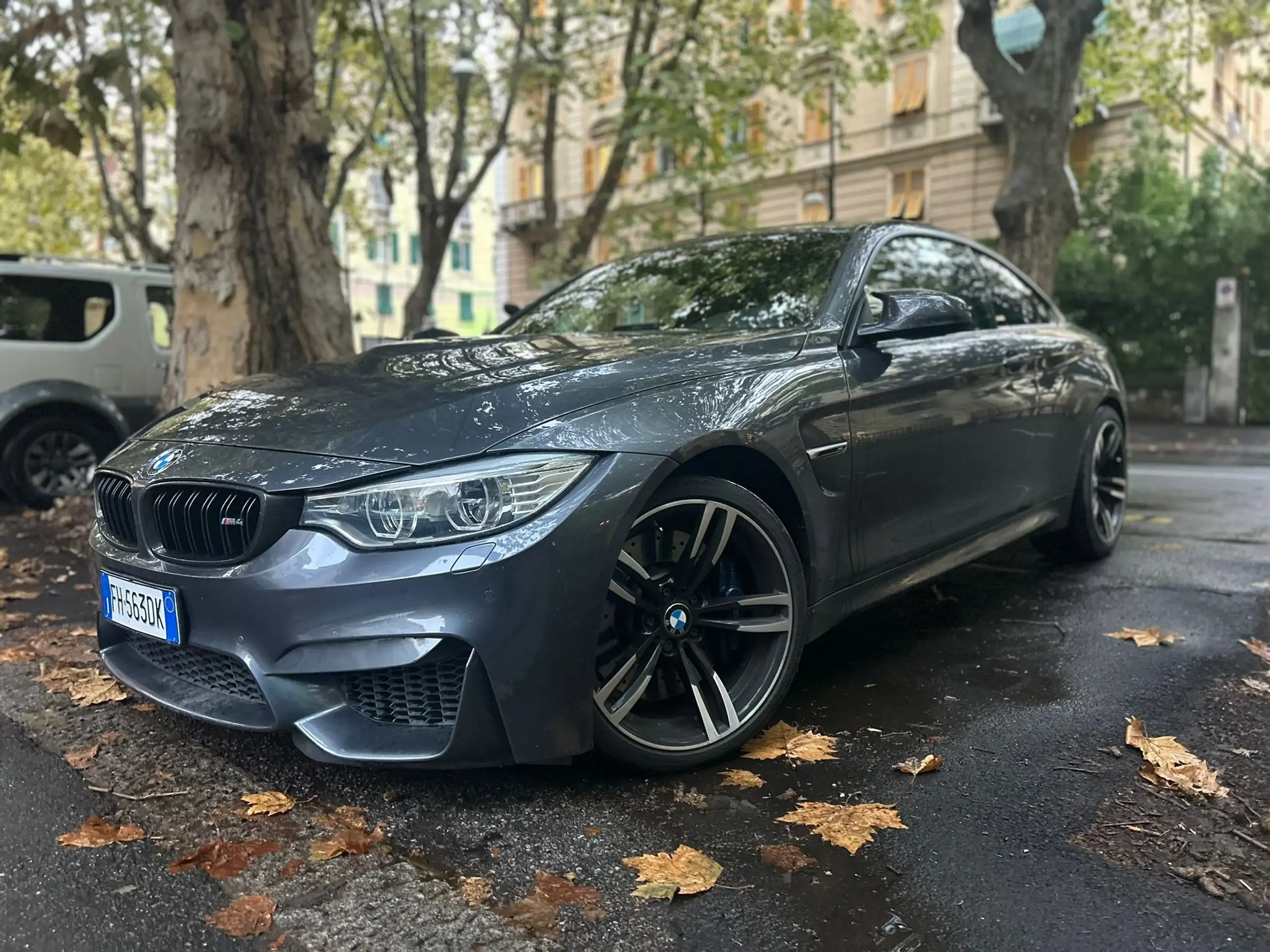 BMW - M4