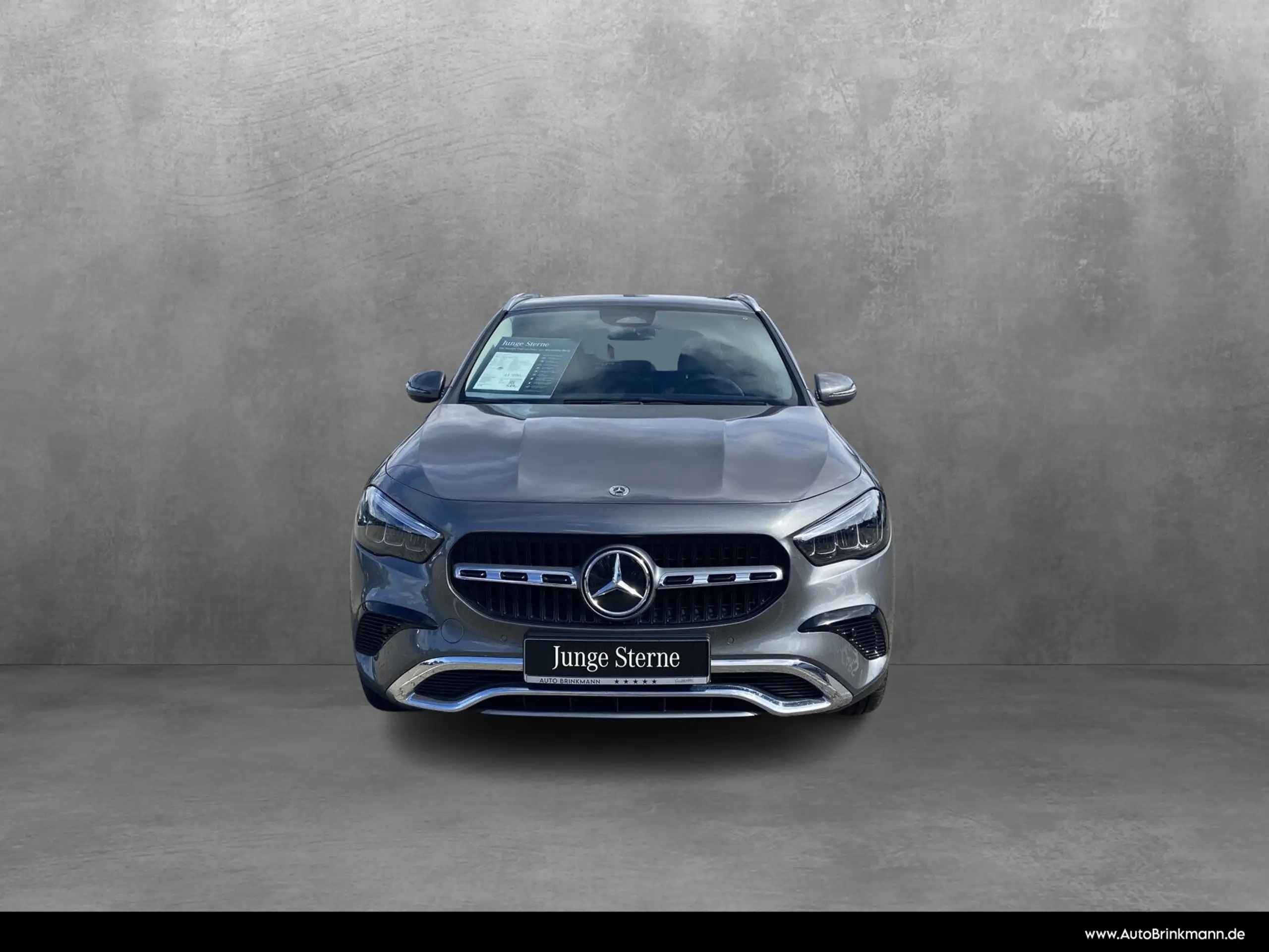 Mercedes-Benz - GLA 220