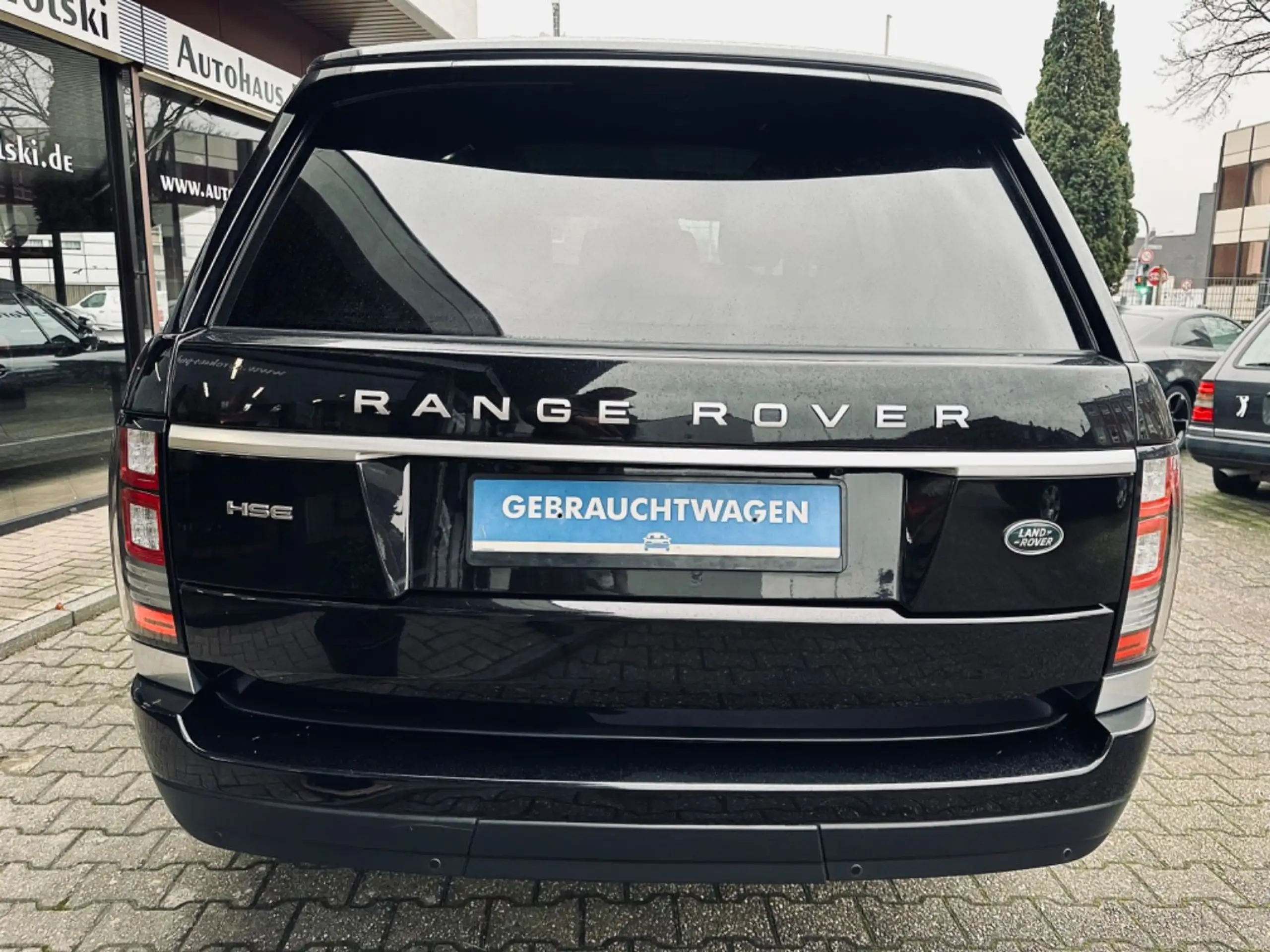 Land Rover - Range Rover