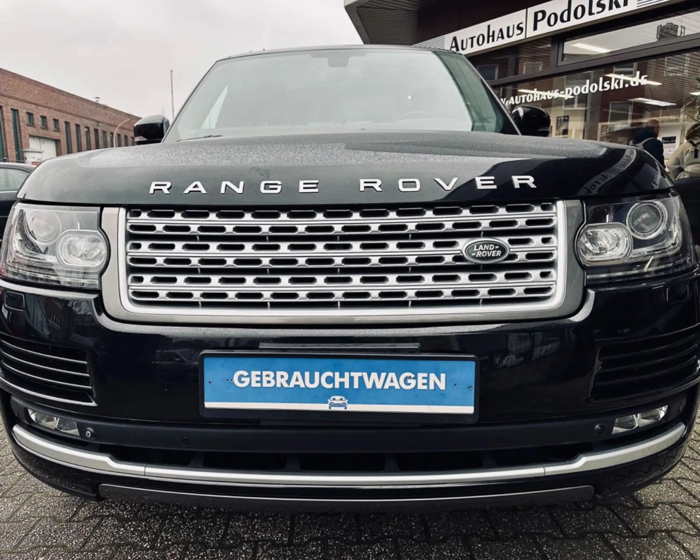 Land Rover - Range Rover