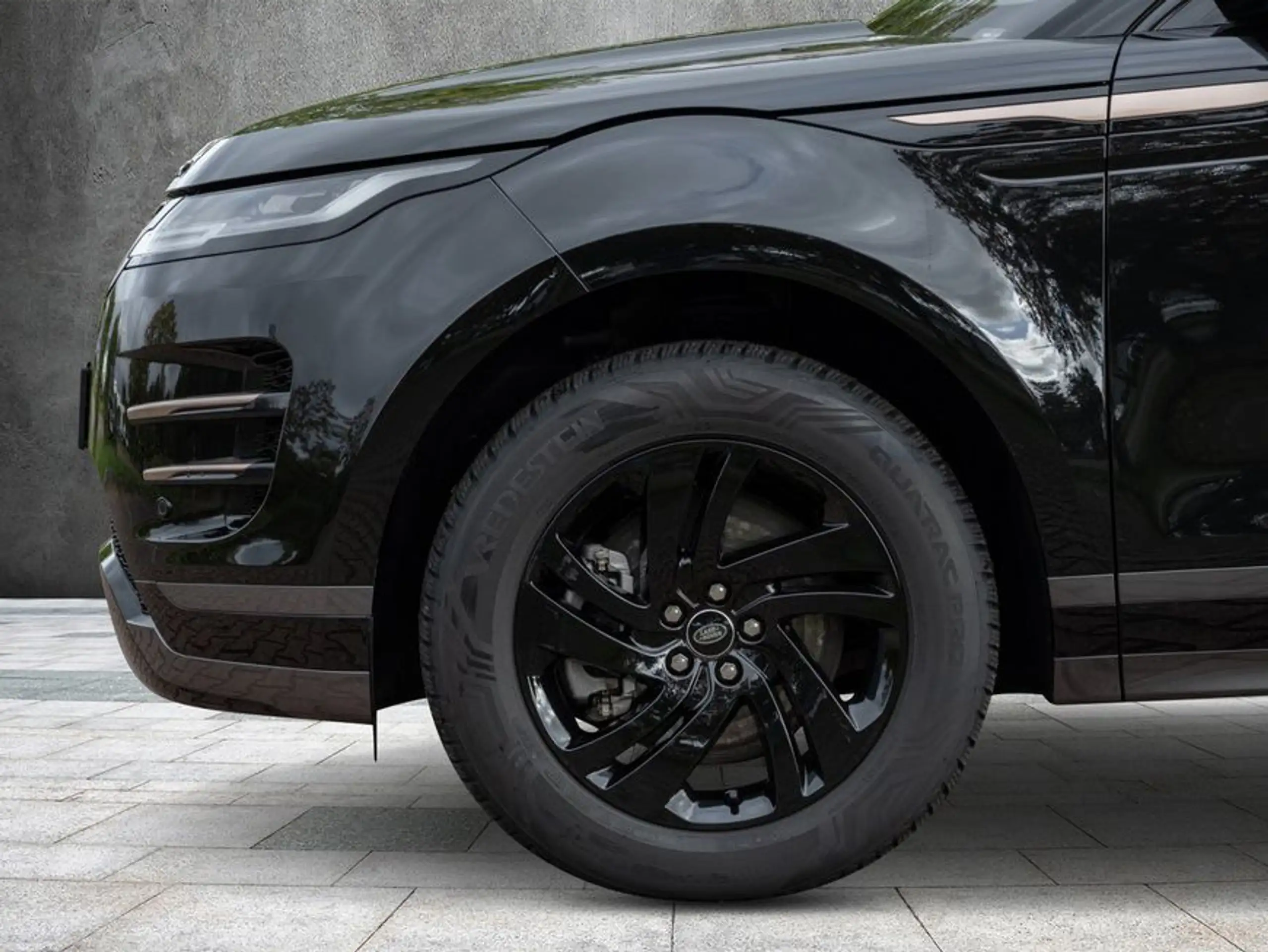 Land Rover - Range Rover Evoque