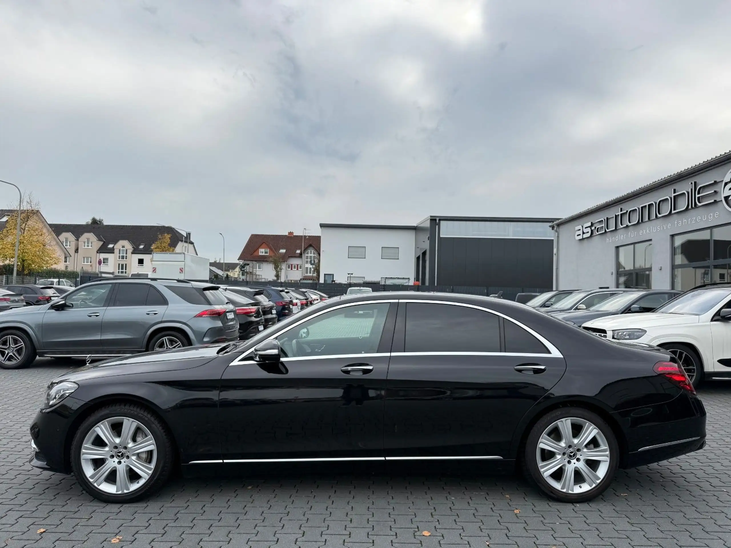 Mercedes-Benz - S 350