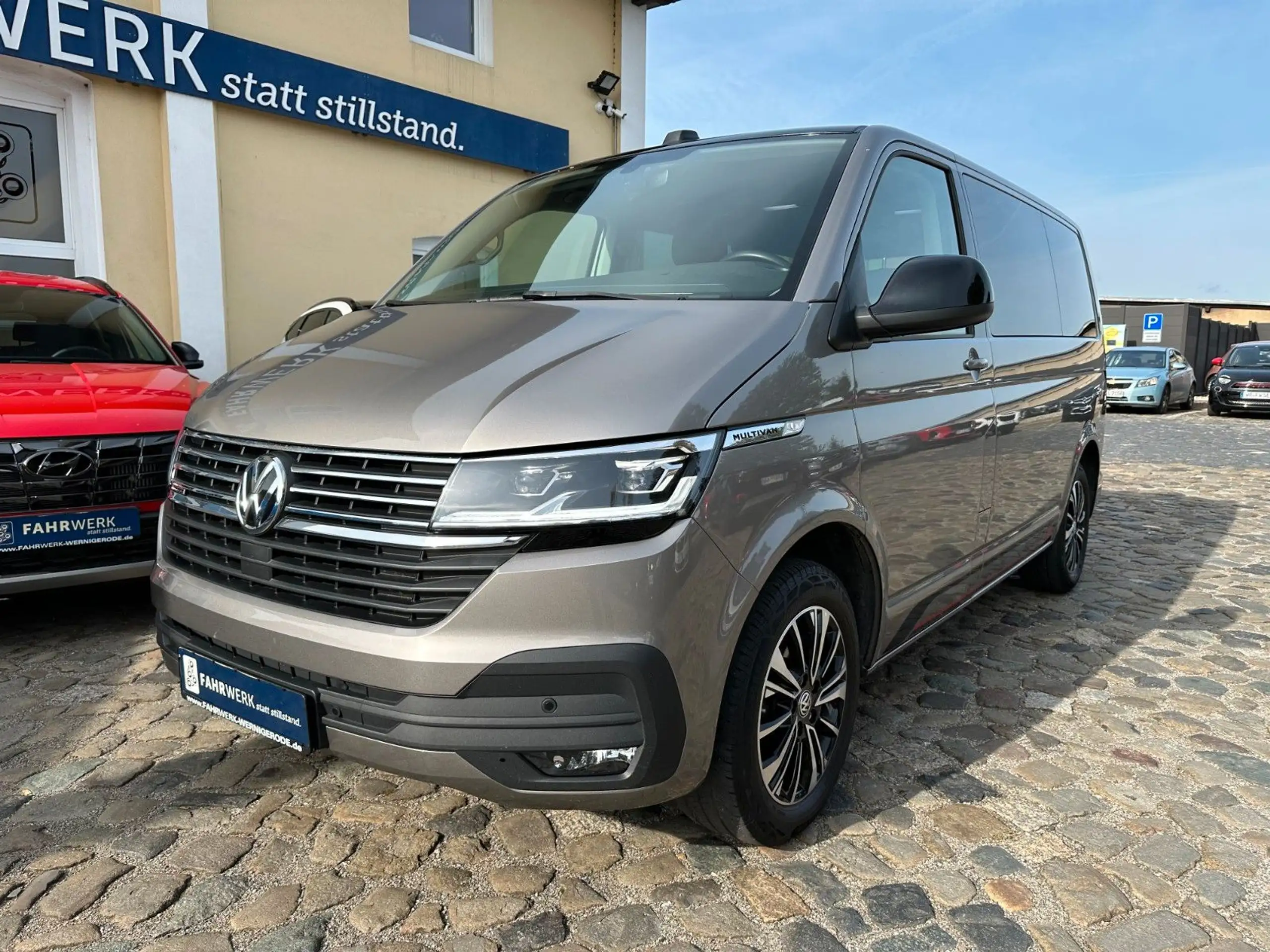 Volkswagen - T6 Multivan