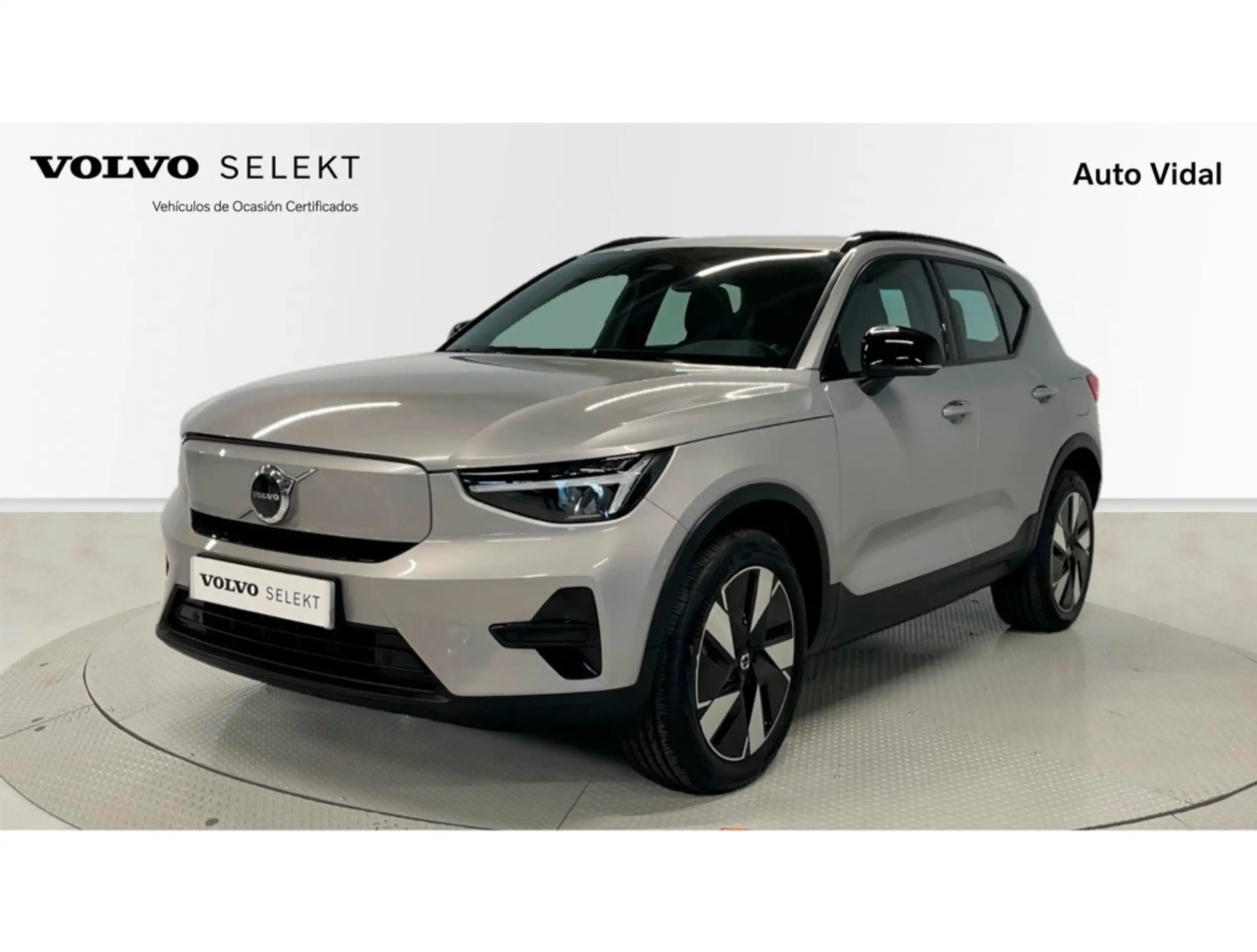 Volvo - XC40