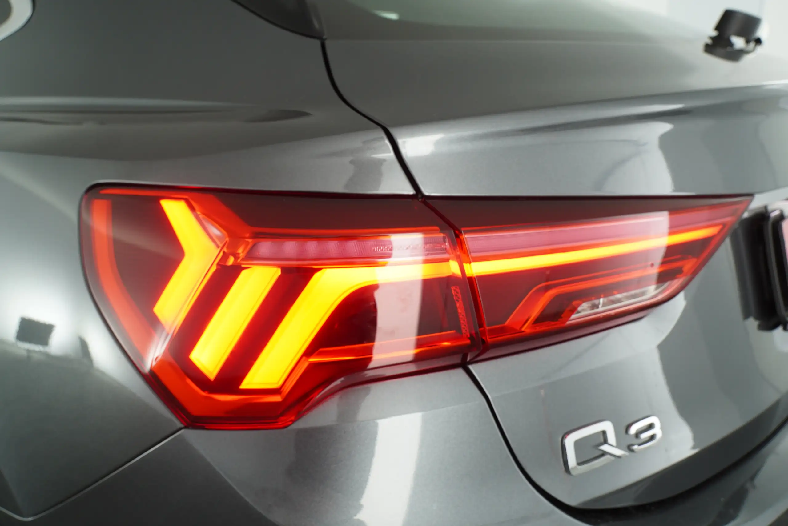 Audi - Q3