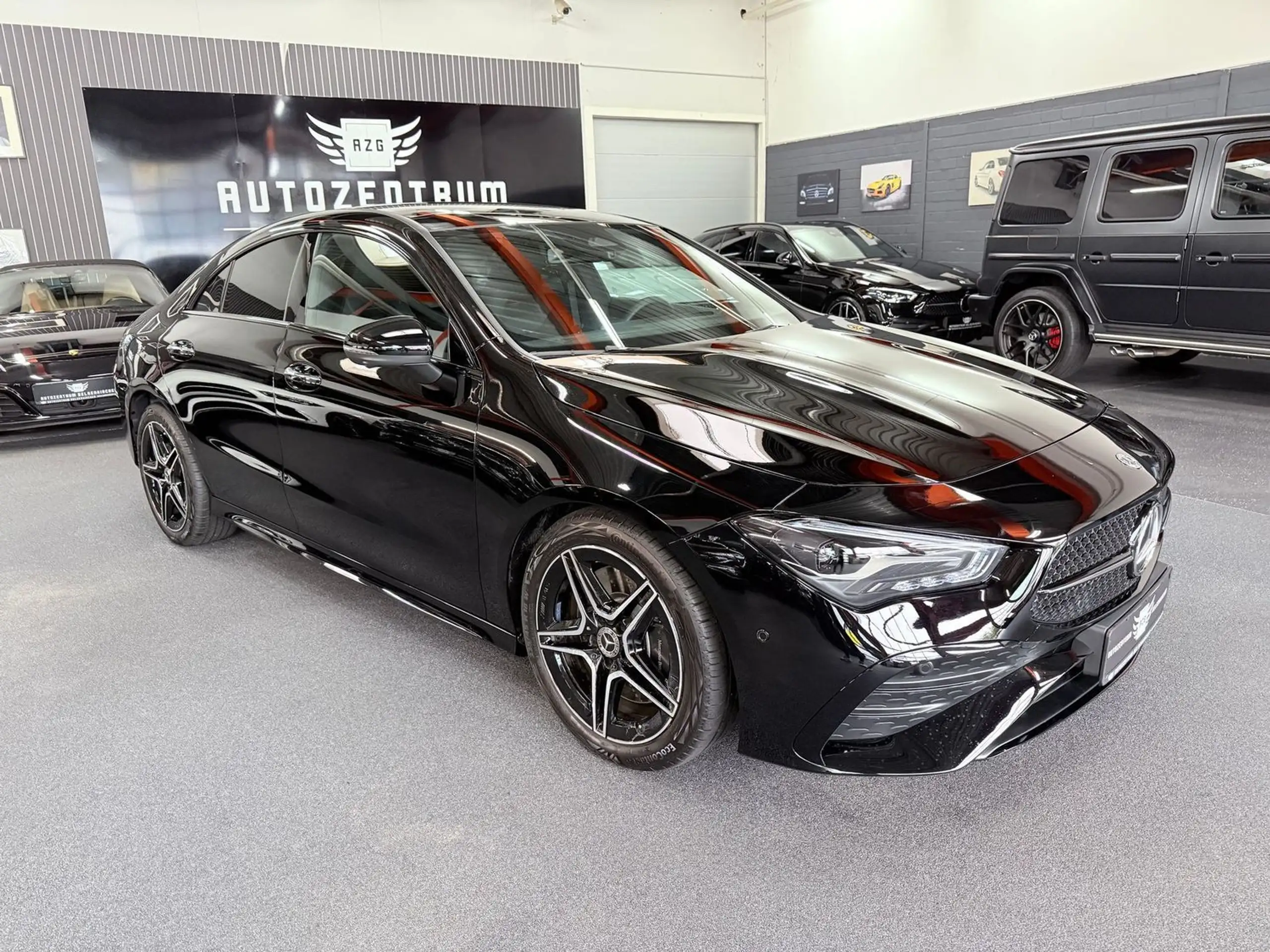 Mercedes-Benz - CLA 250