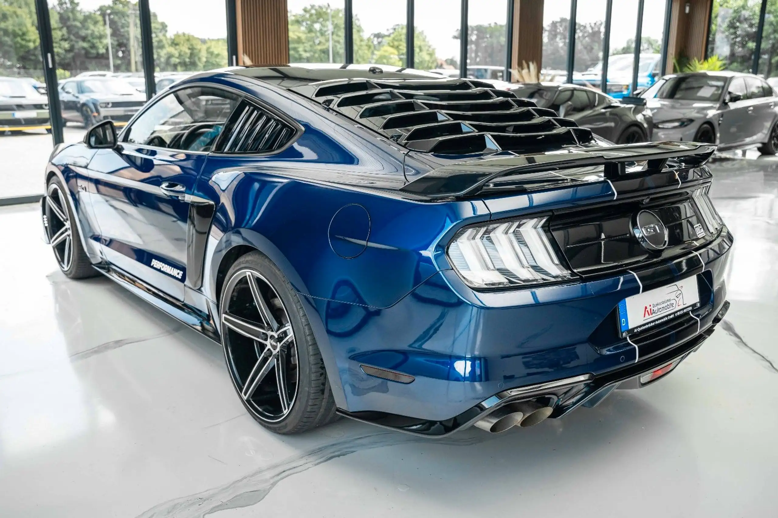 Ford - Mustang