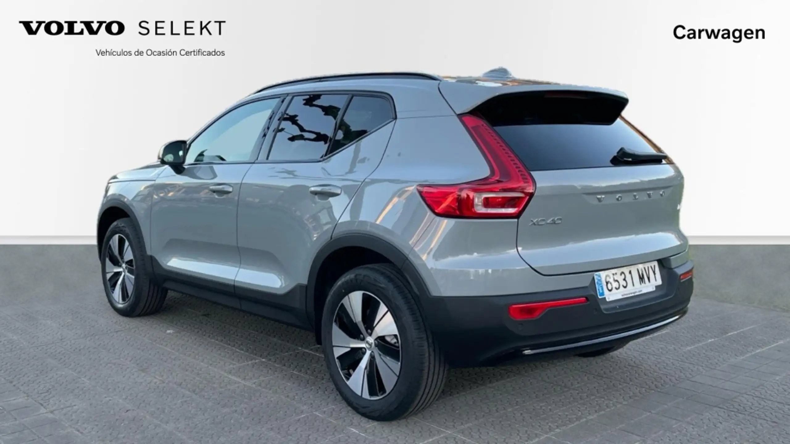 Volvo - XC40