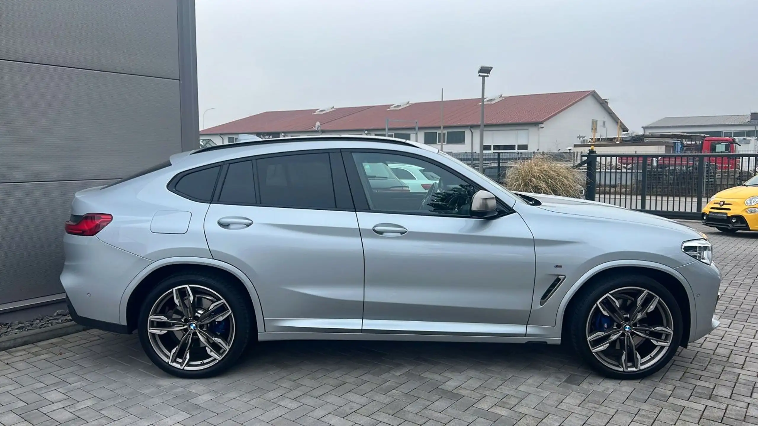 BMW - X4 M