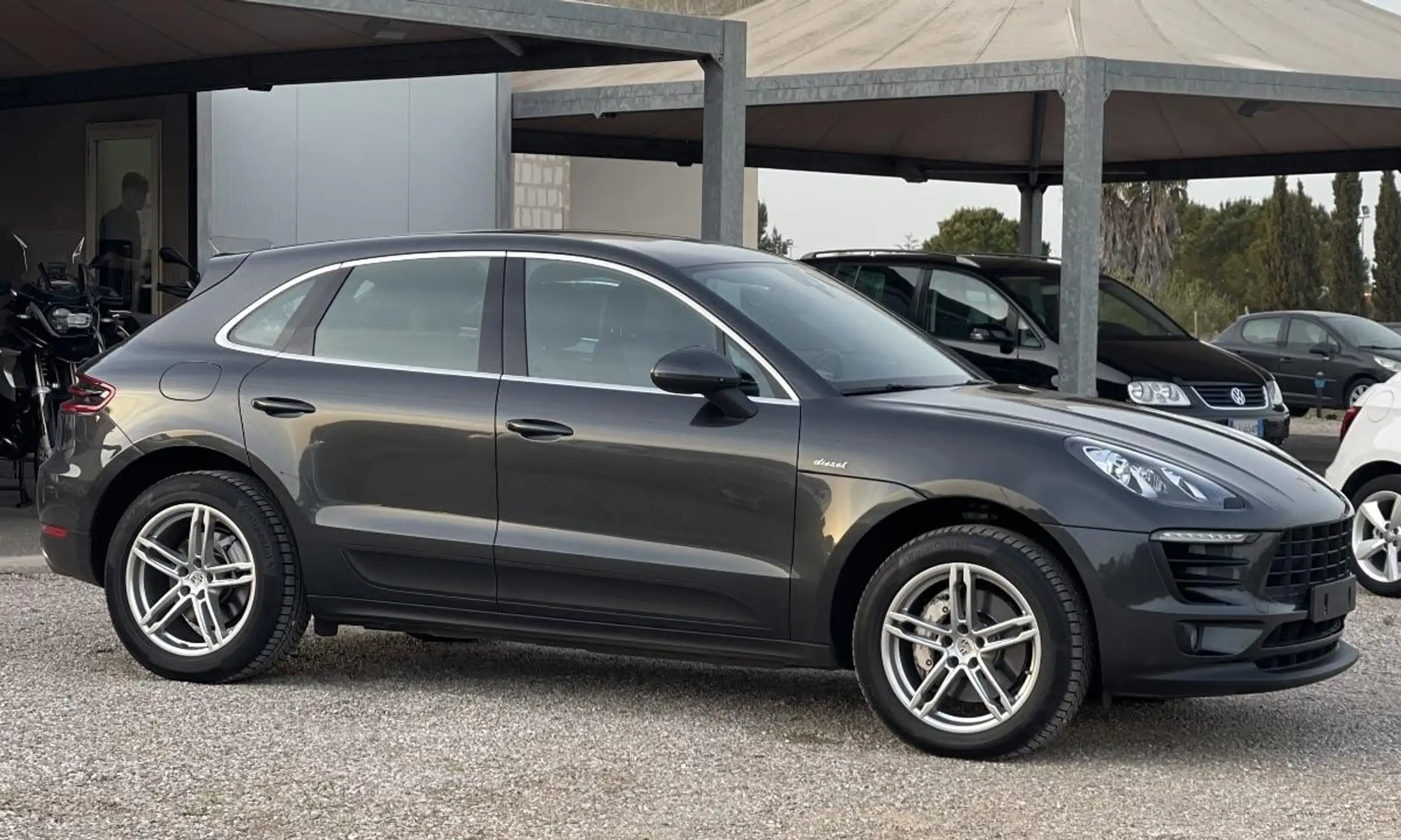 Porsche - Macan