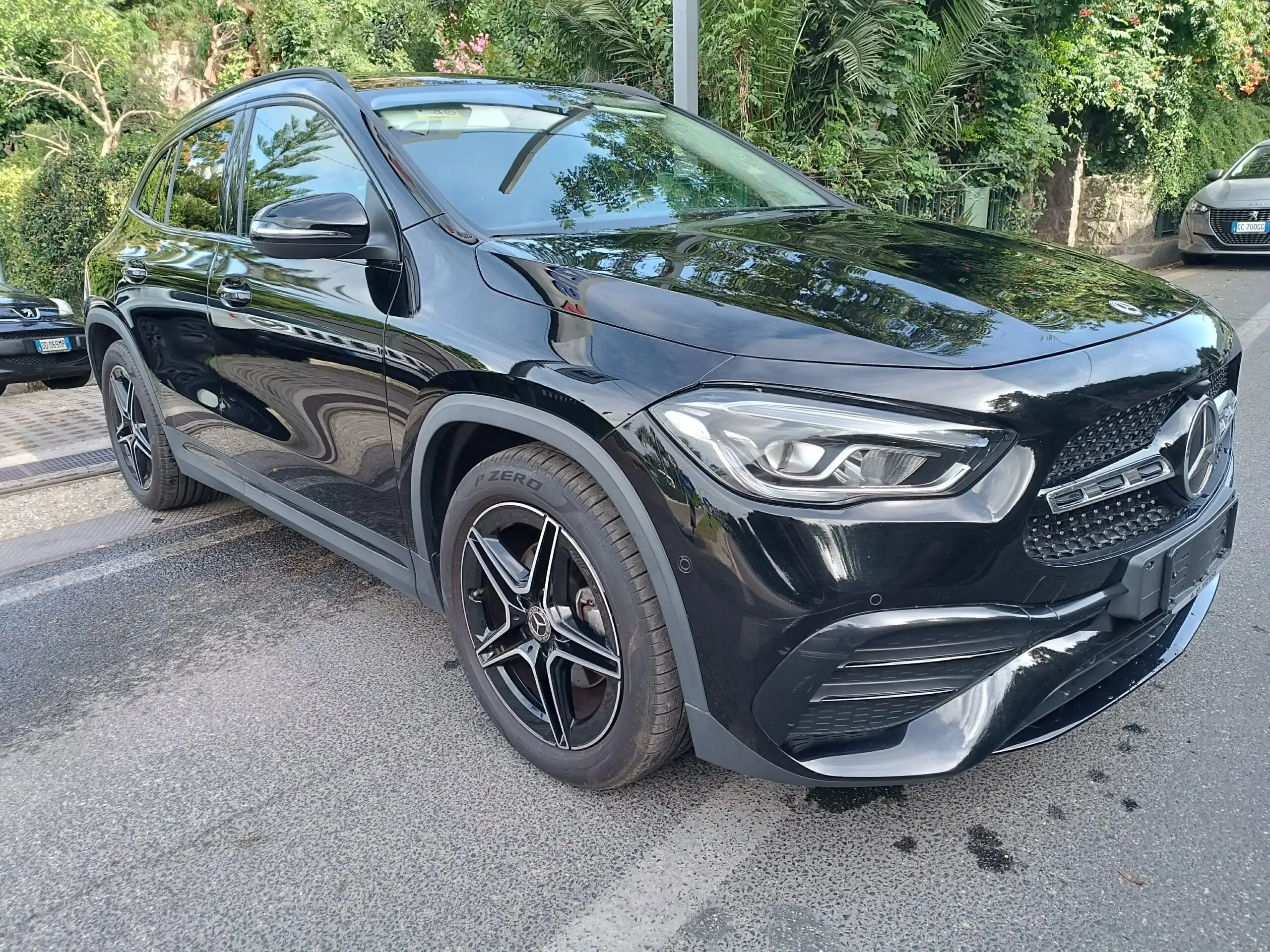 Mercedes-Benz - GLA 200