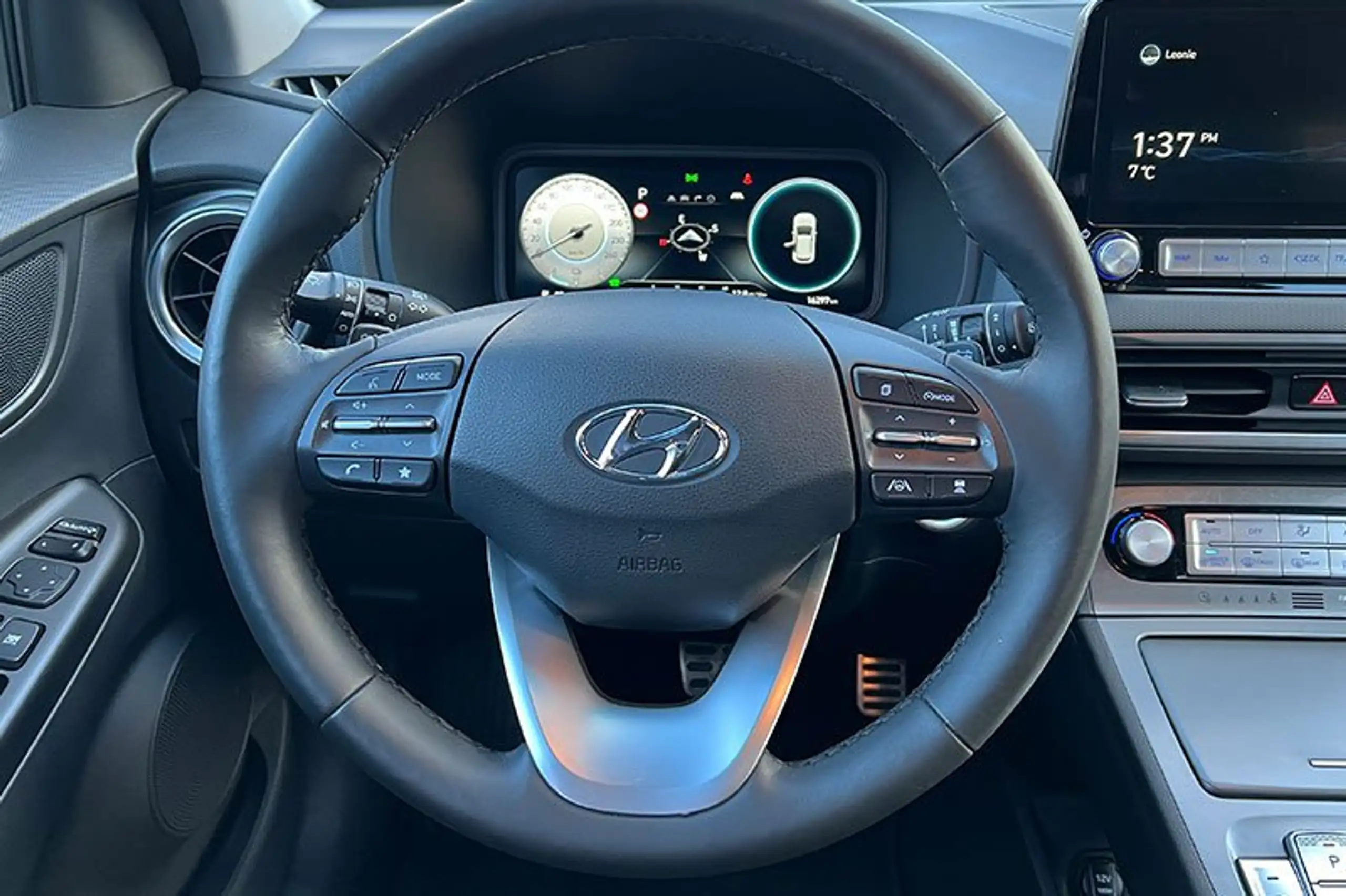 Hyundai - KONA