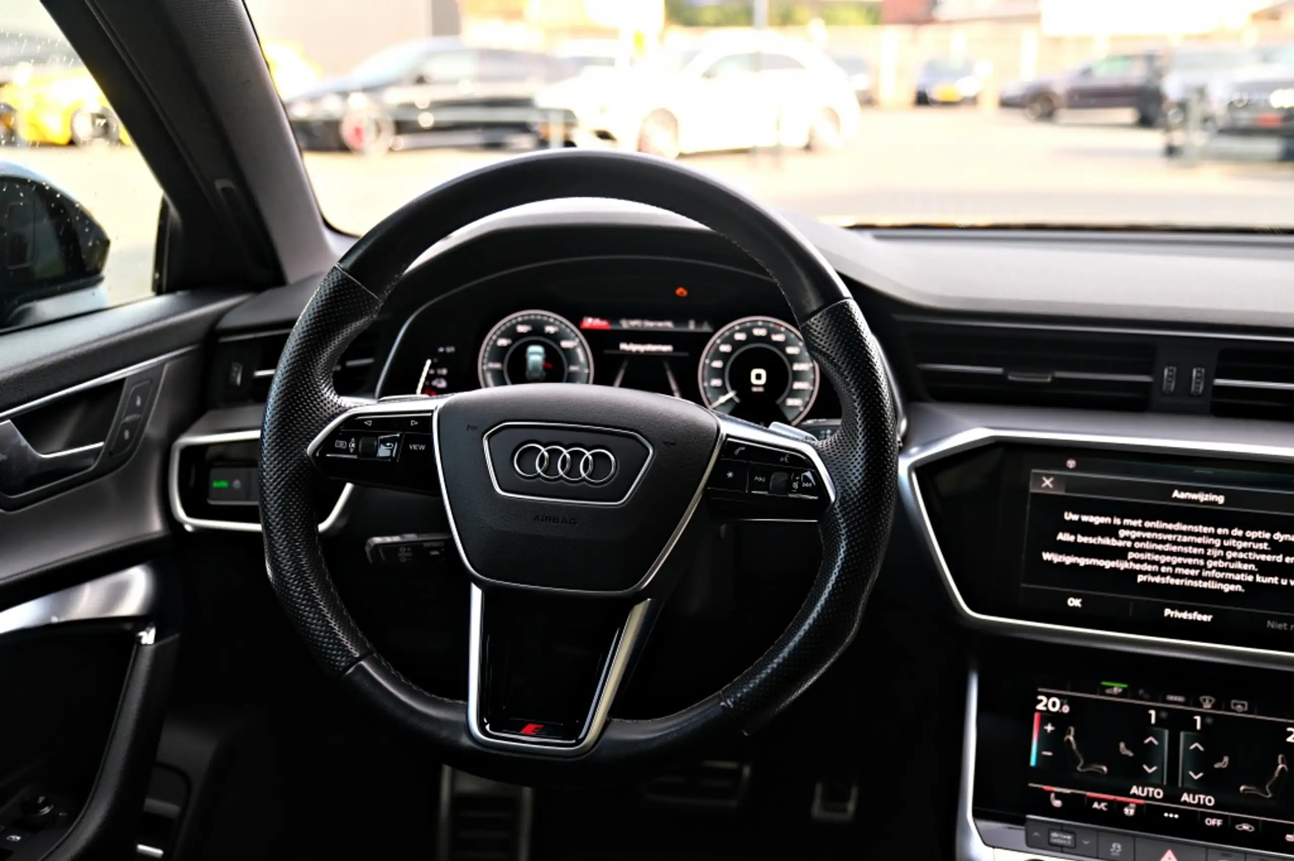 Audi - A6