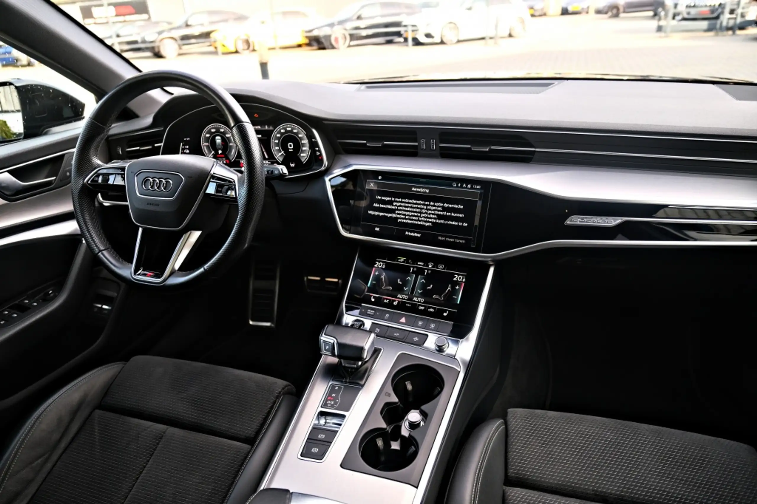 Audi - A6