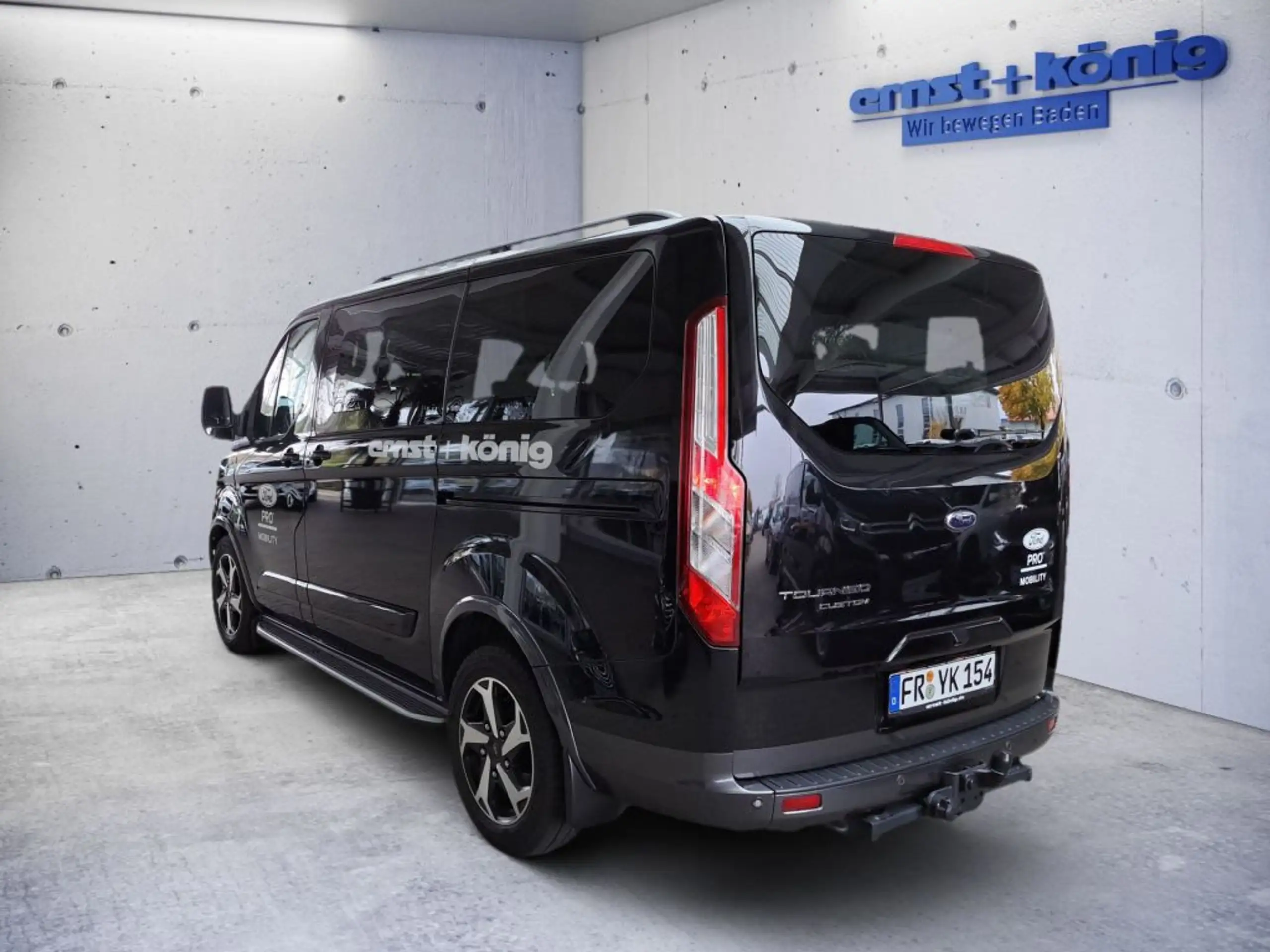 Ford - Tourneo Custom