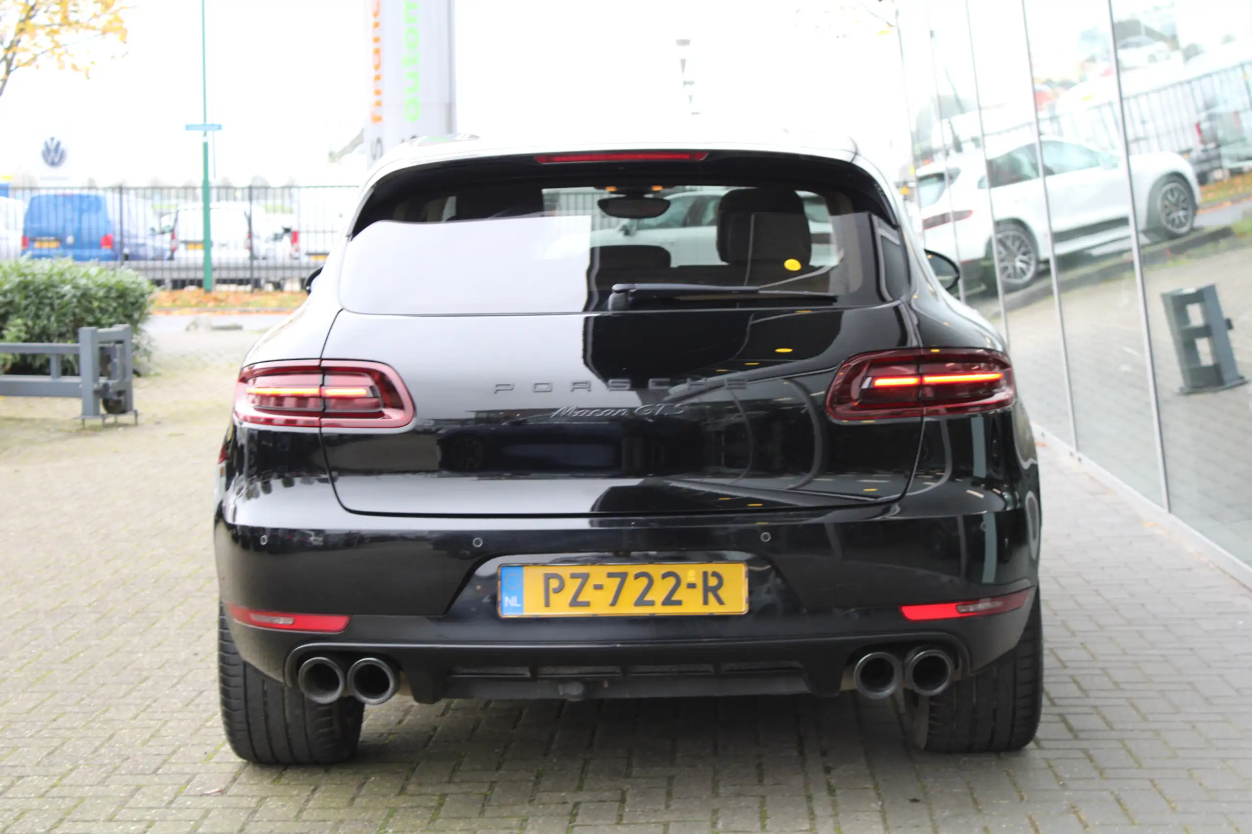 Porsche - Macan