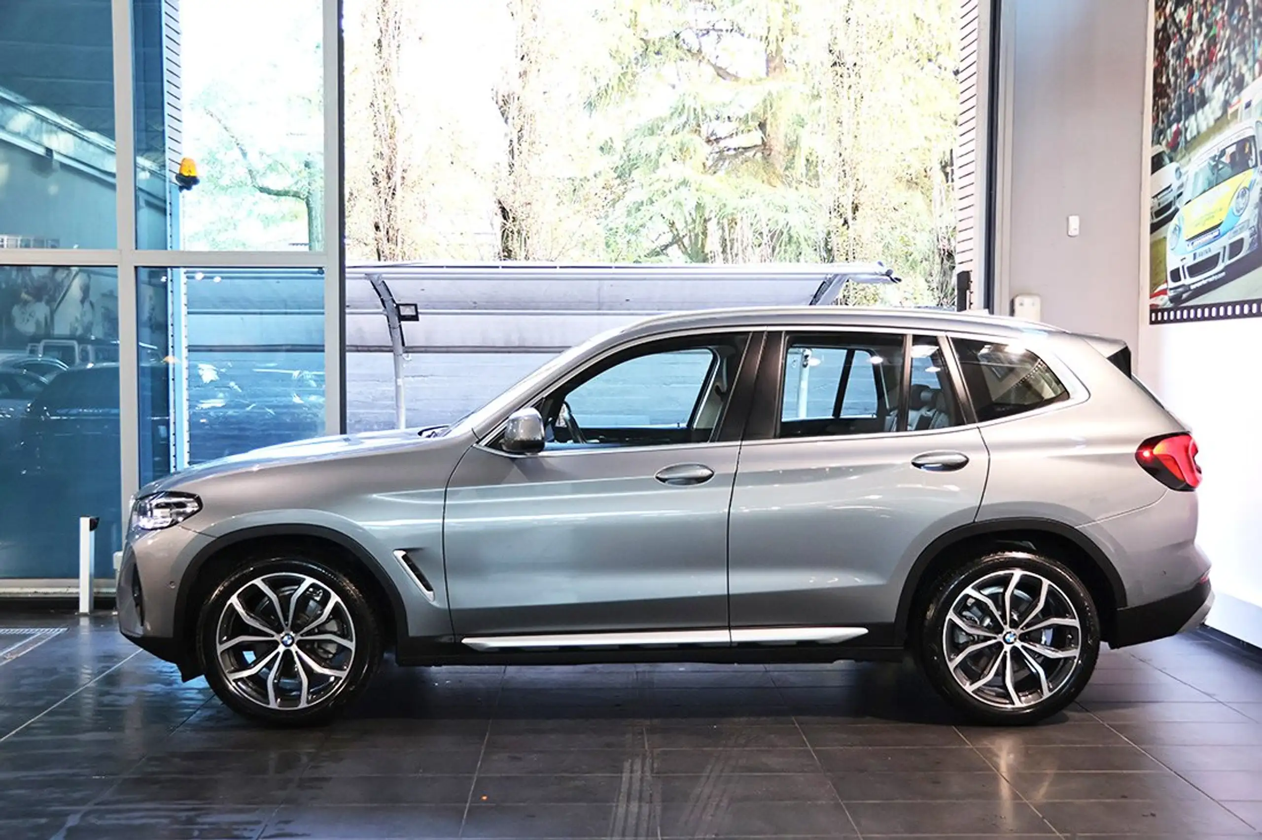 BMW - X3