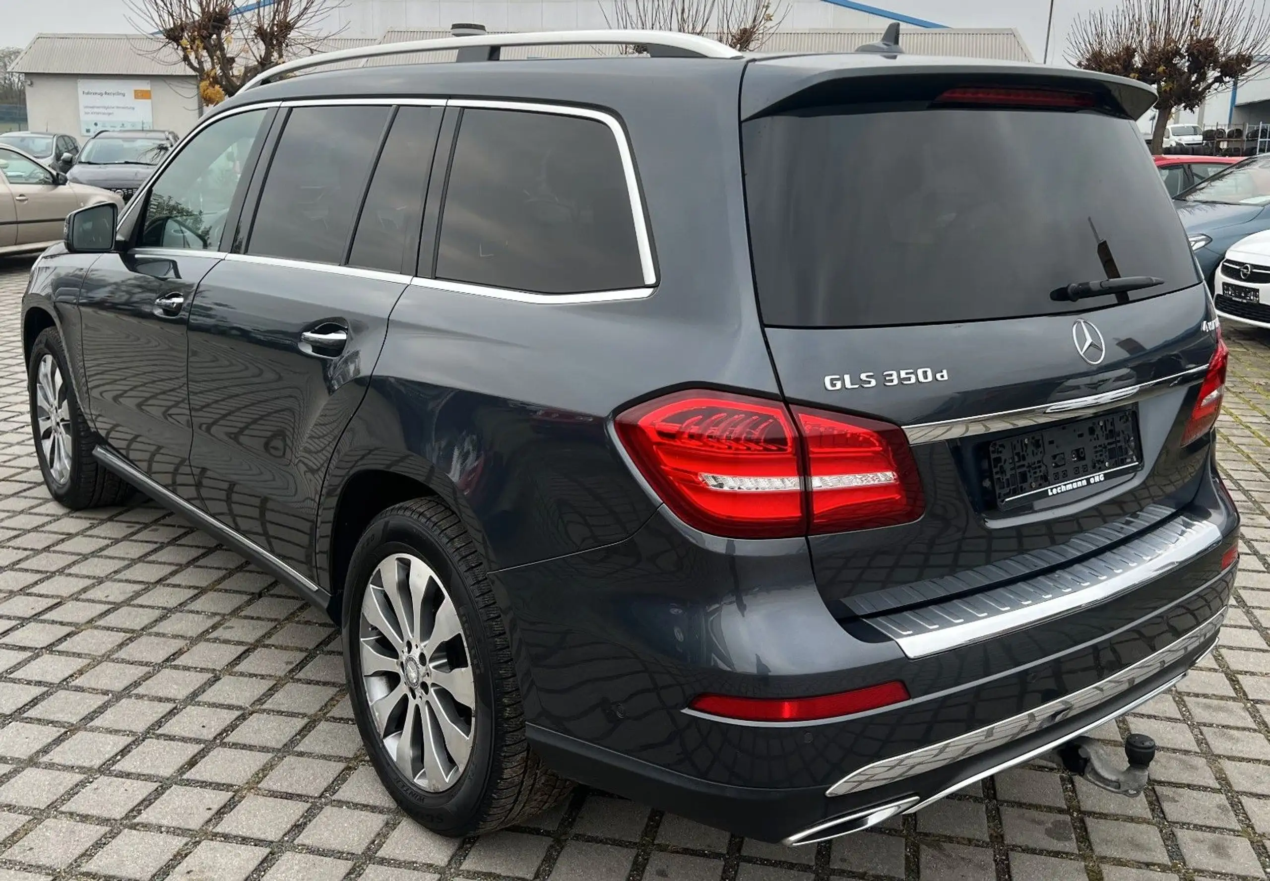 Mercedes-Benz - GLS 350