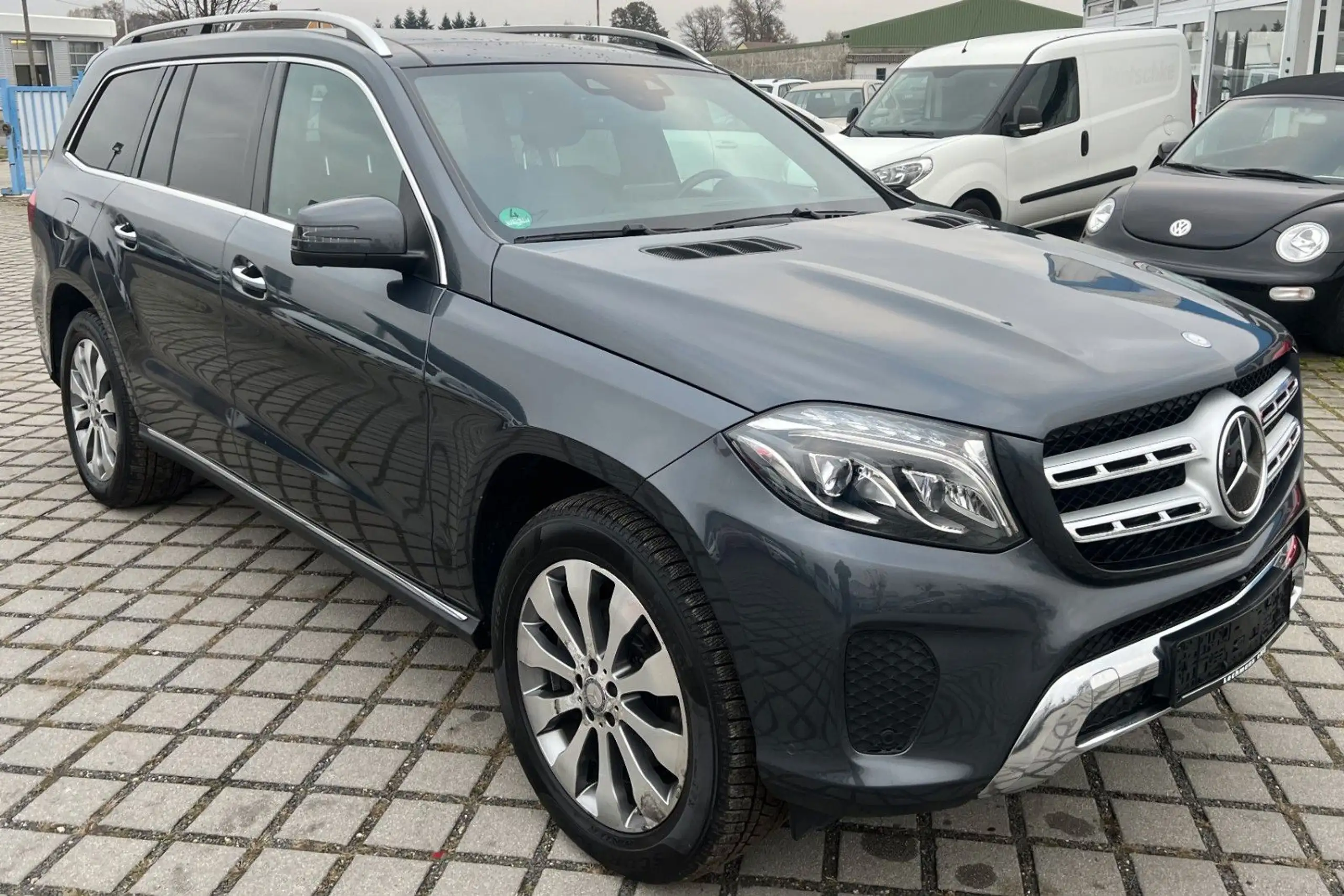 Mercedes-Benz - GLS 350