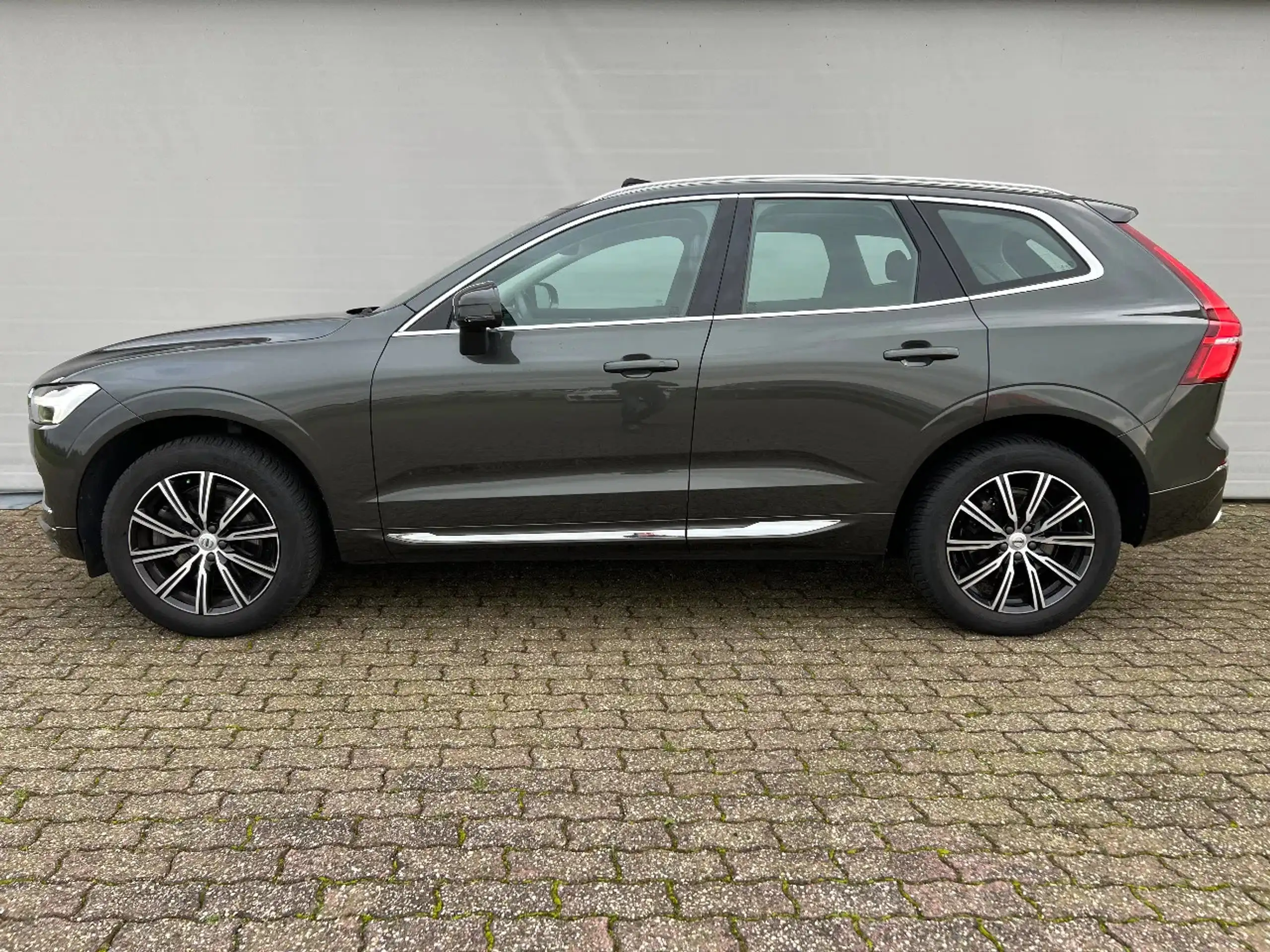 Volvo - XC60