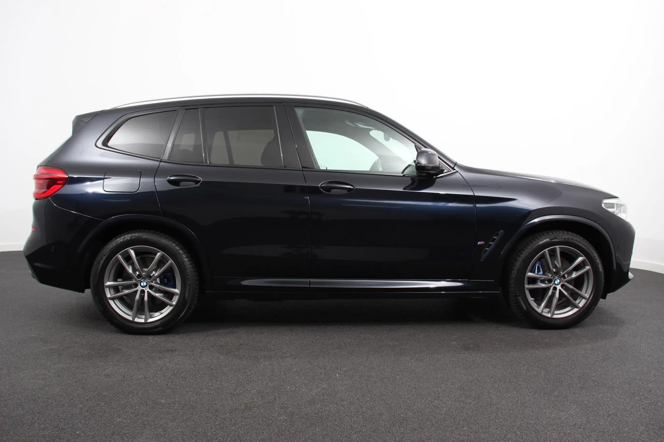 BMW - X3