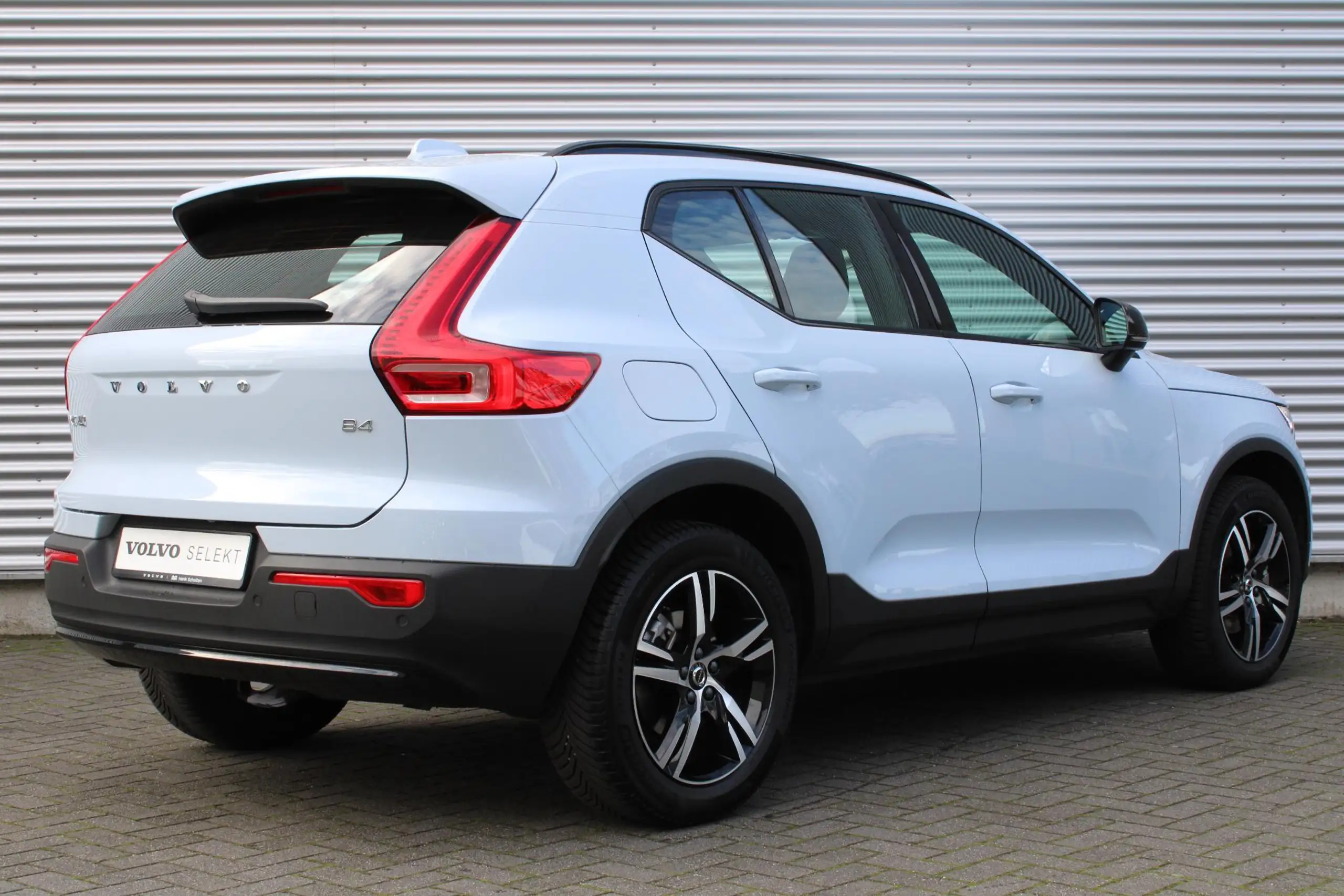 Volvo - XC40