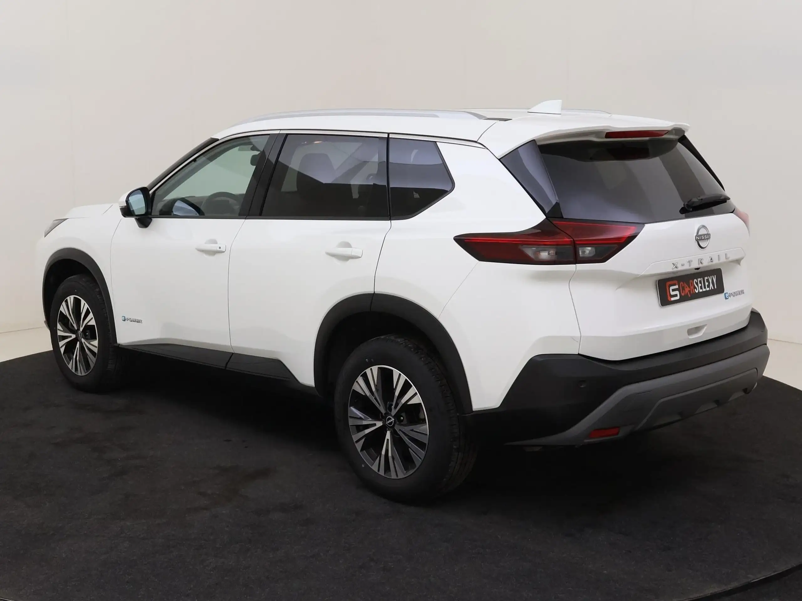 Nissan - X-Trail