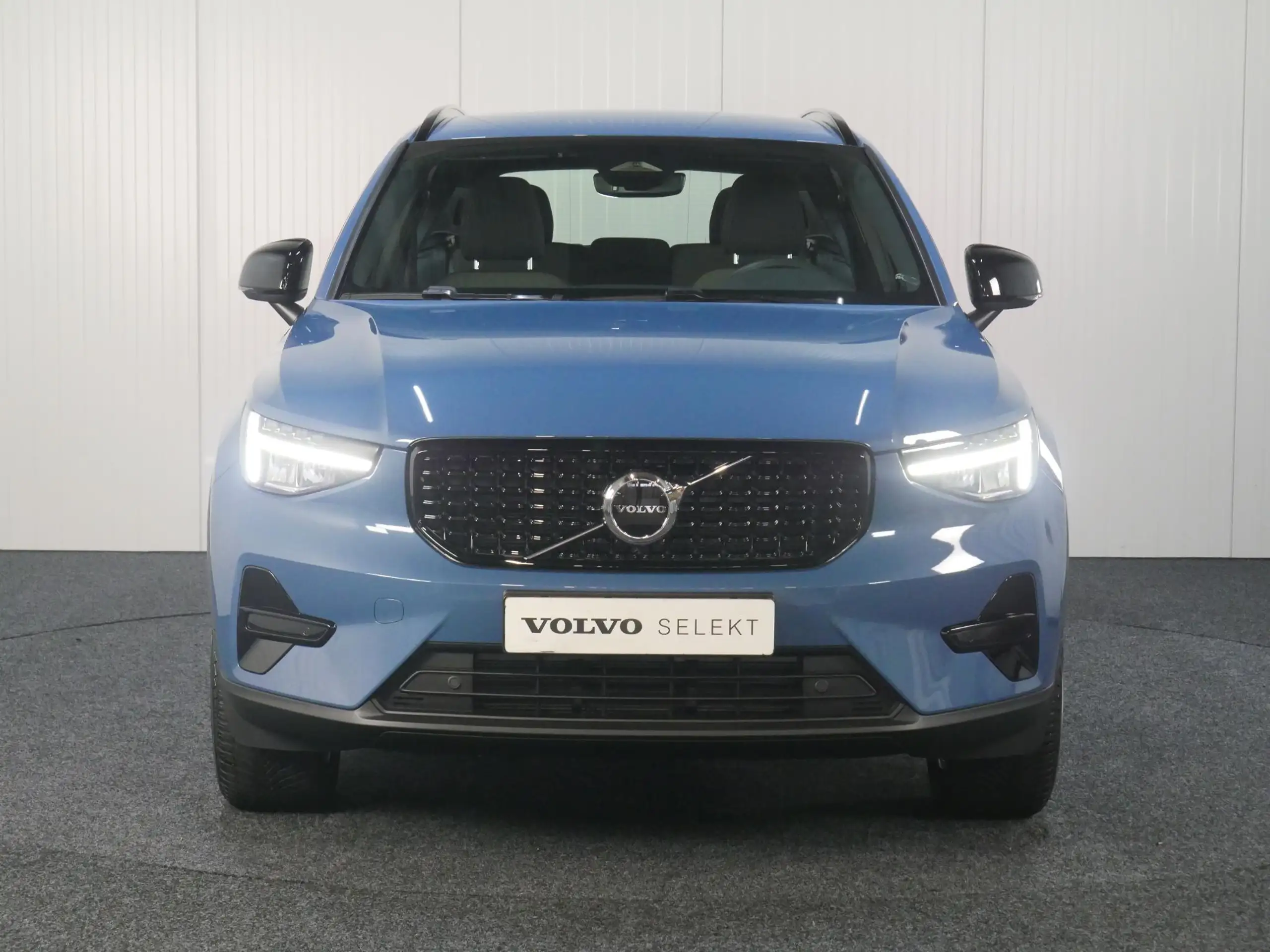 Volvo - XC40