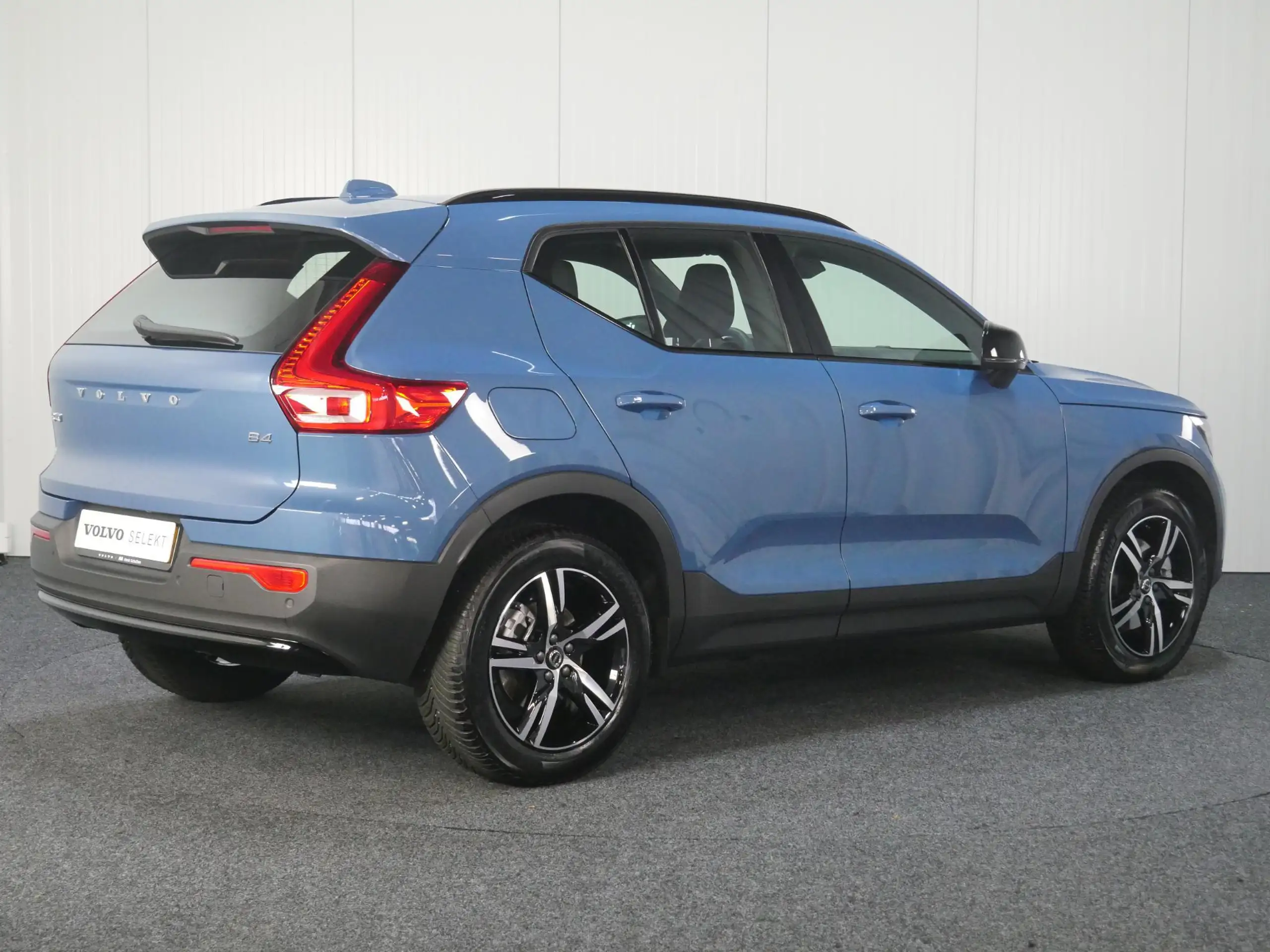 Volvo - XC40