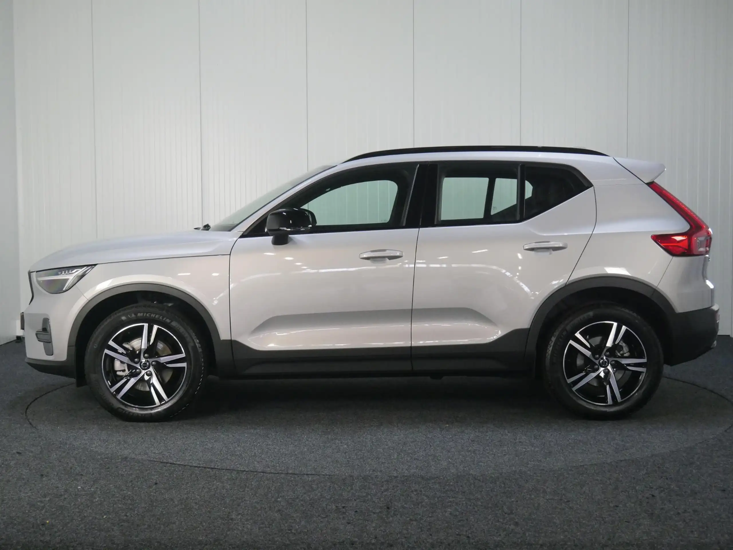 Volvo - XC40