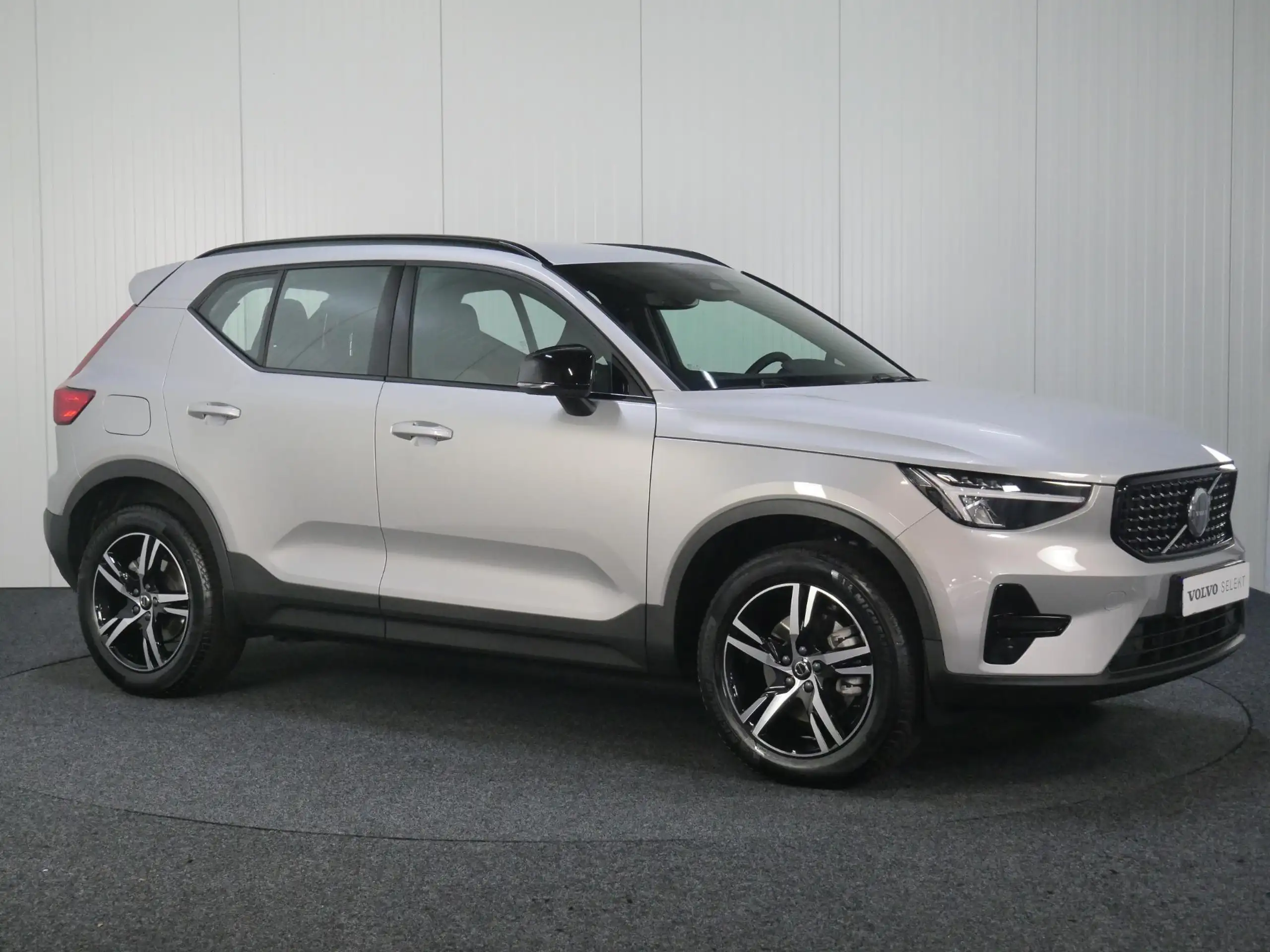 Volvo - XC40