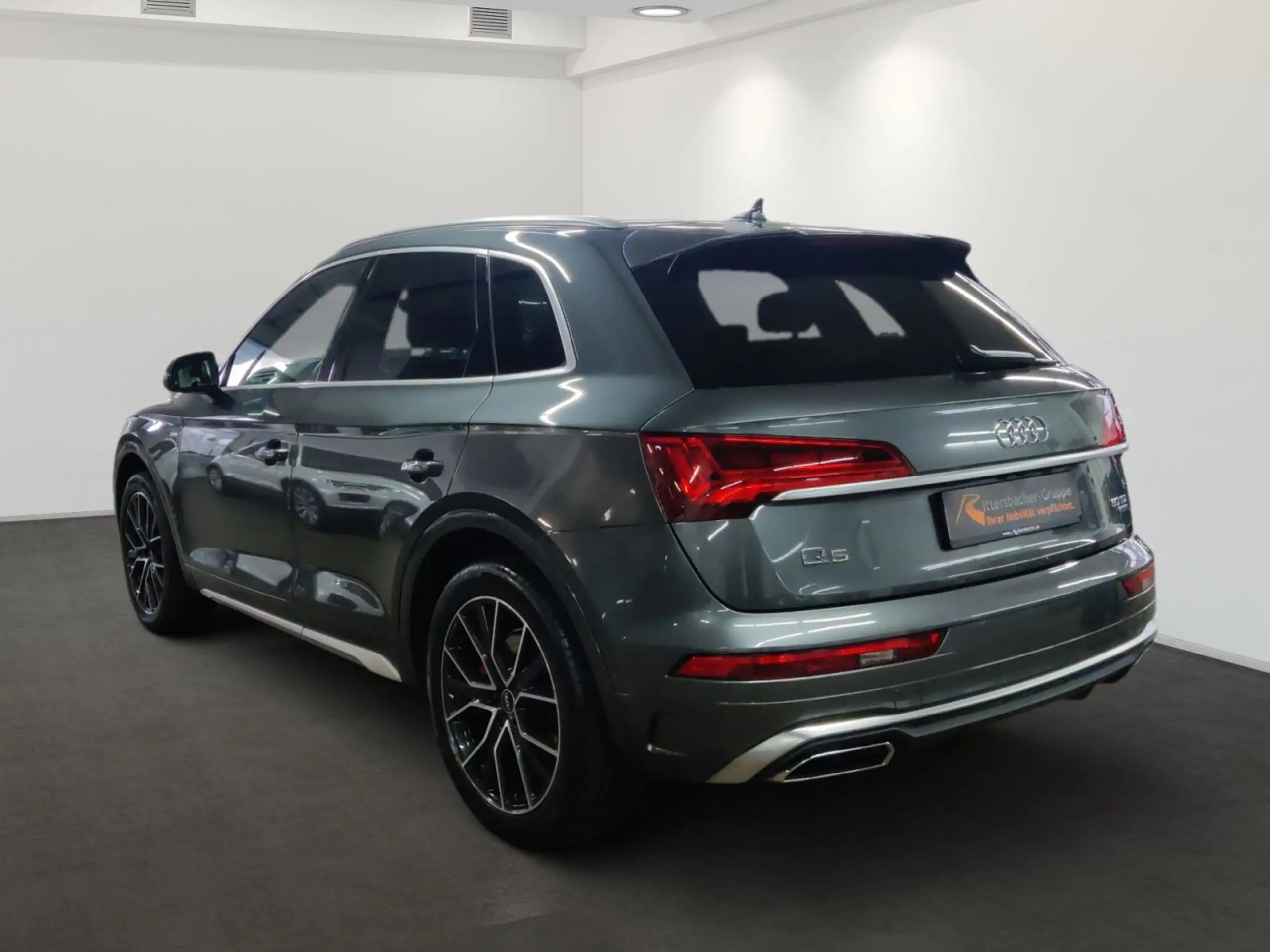 Audi - Q5