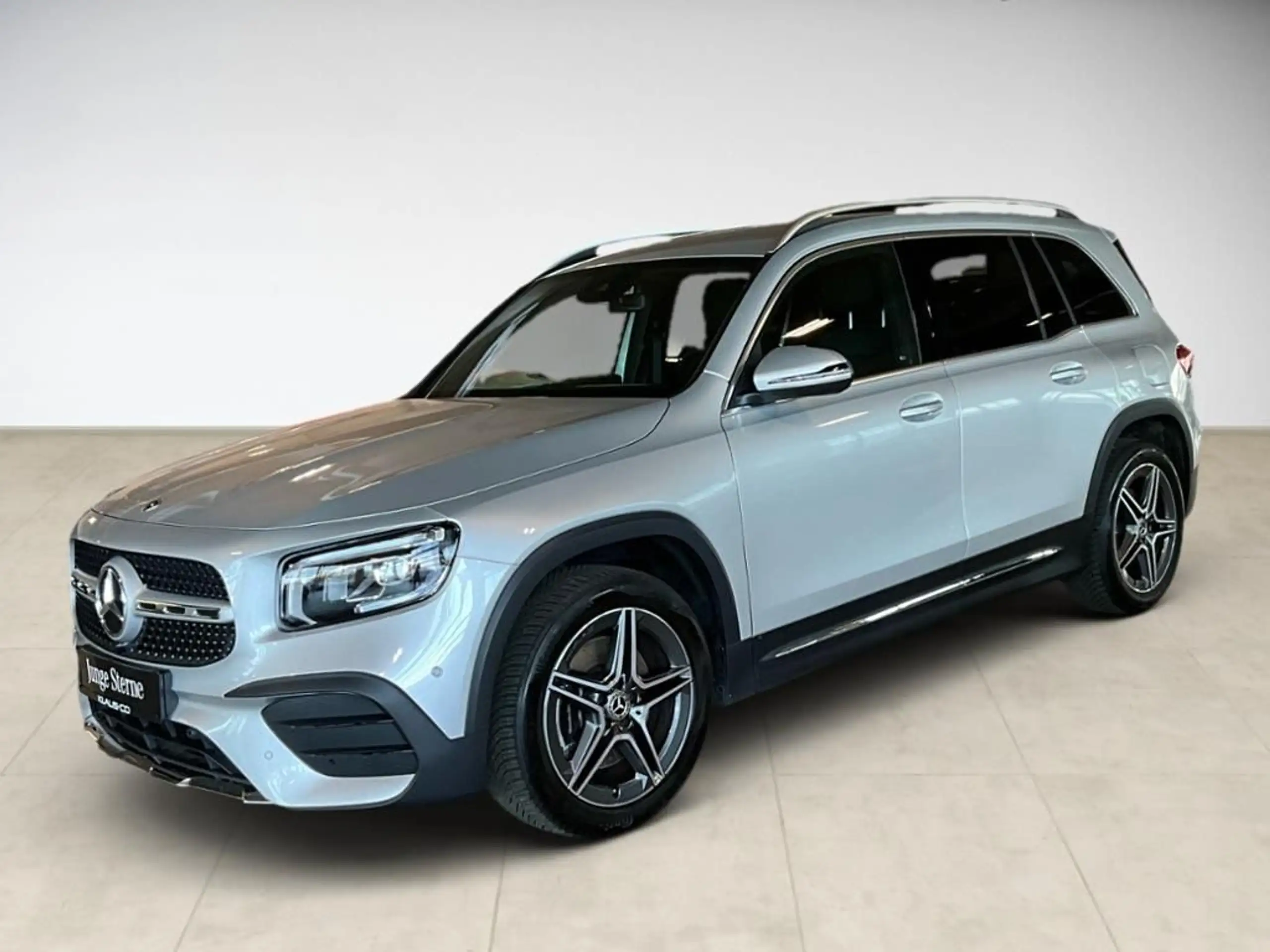 Mercedes-Benz GLB 220 2023