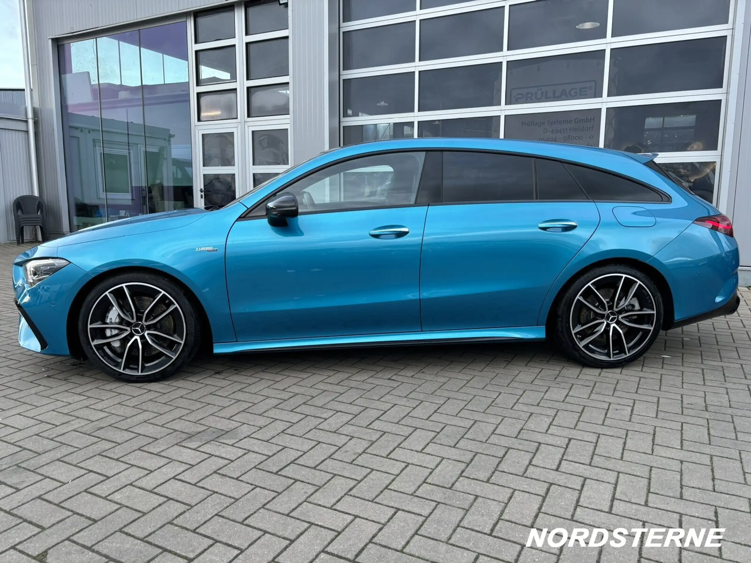 Mercedes-Benz - CLA 35 AMG