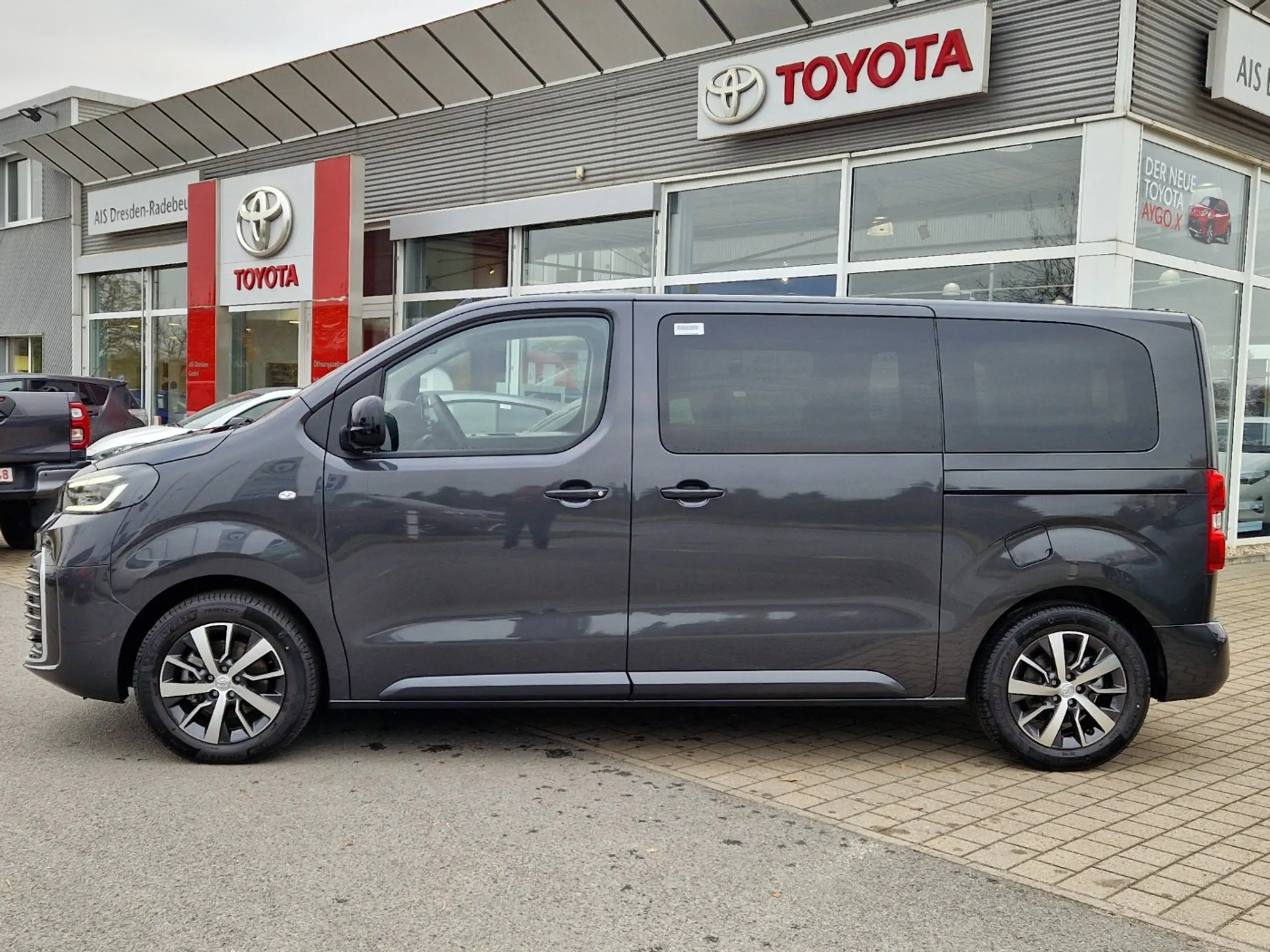 Toyota - Proace