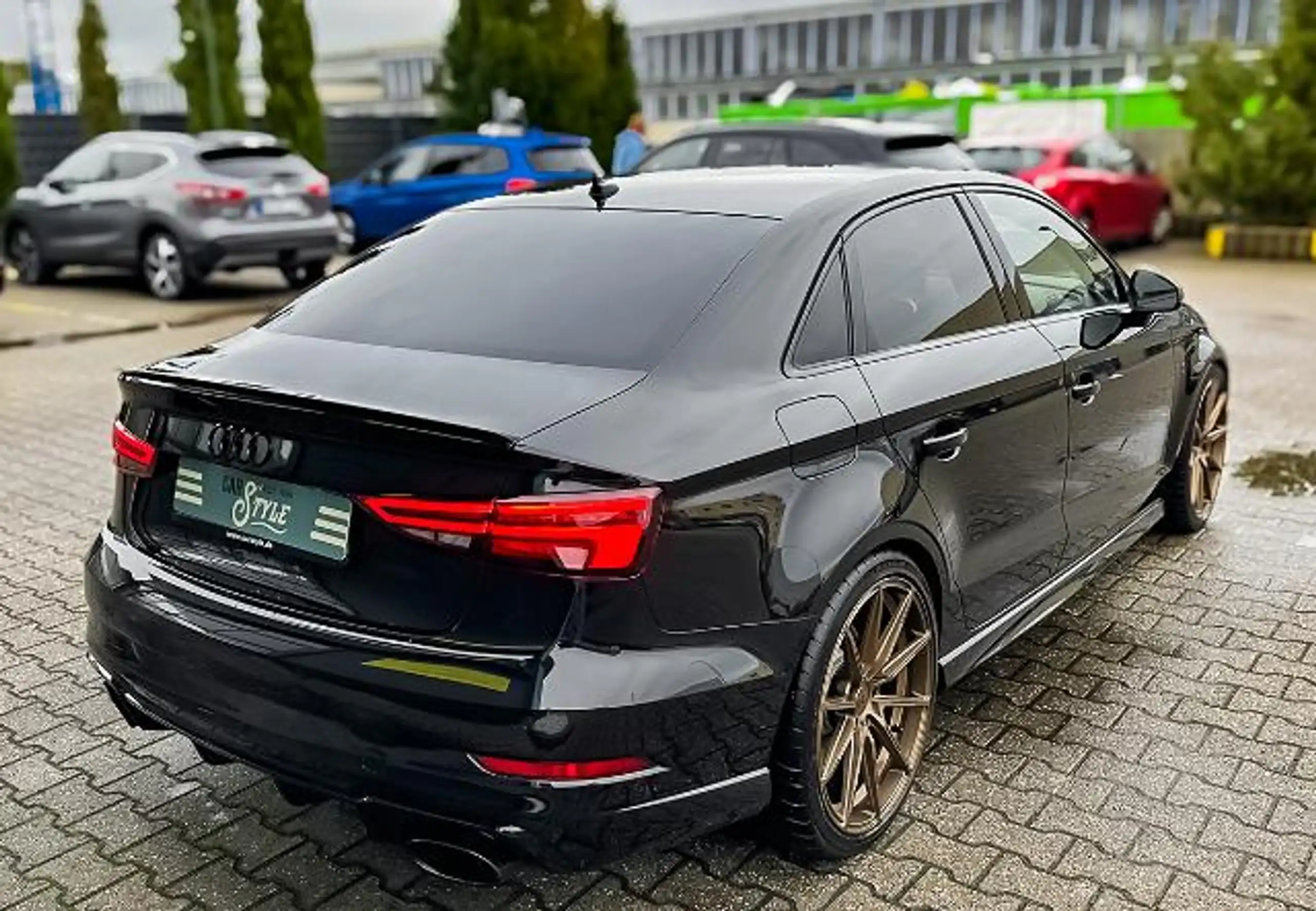 Audi - RS3