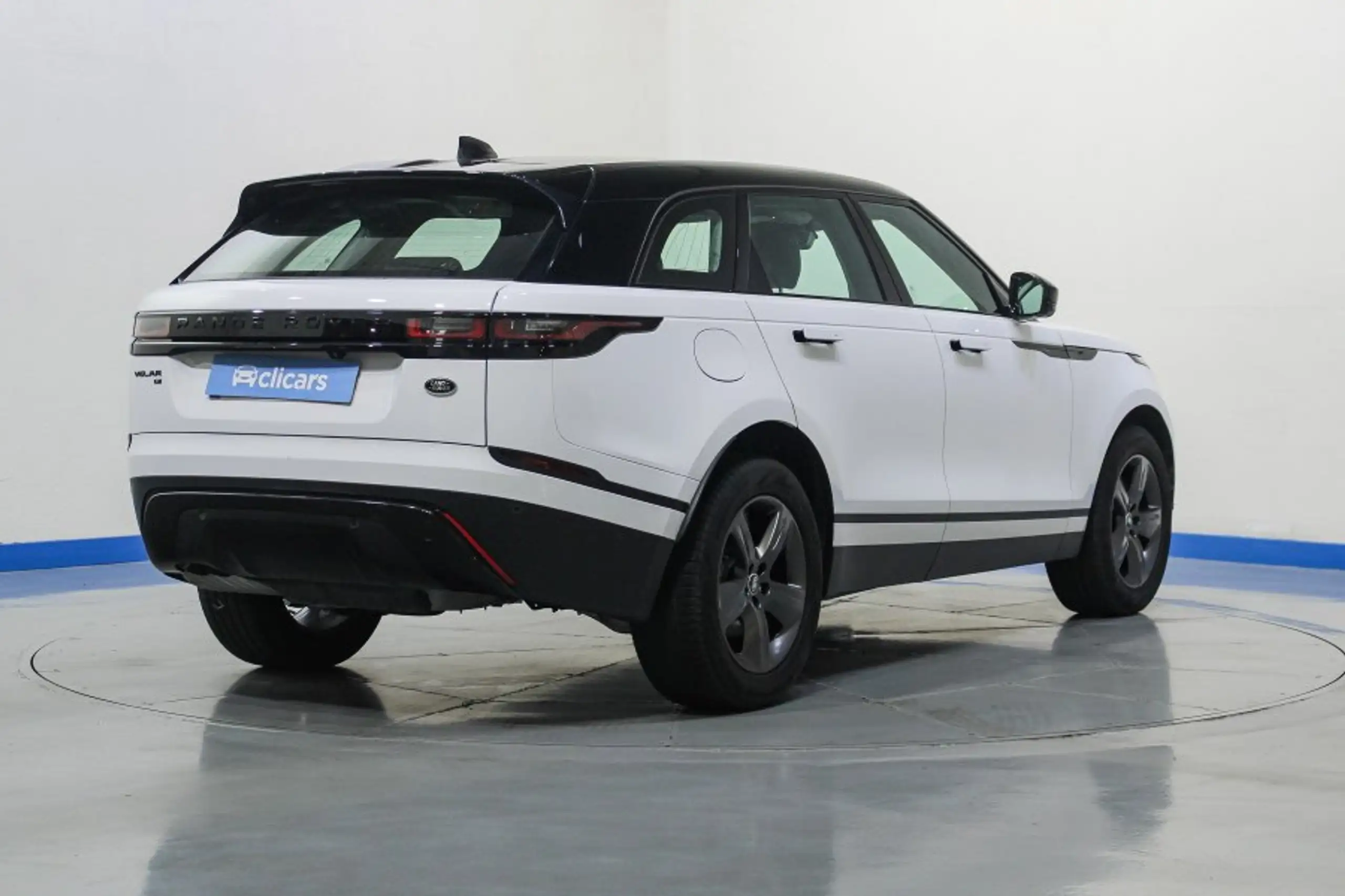 Land Rover - Range Rover Velar