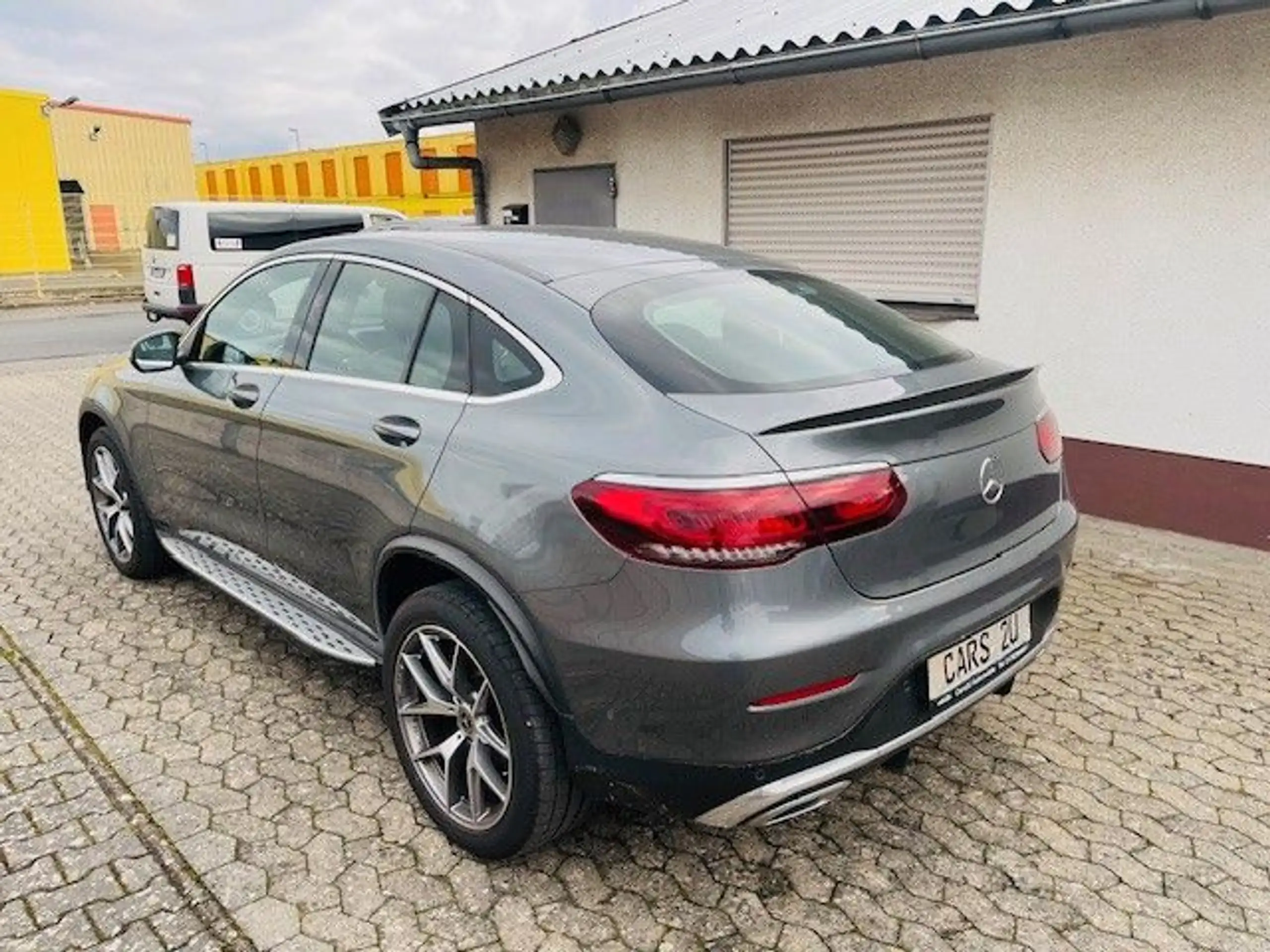 Mercedes-Benz - GLC 300