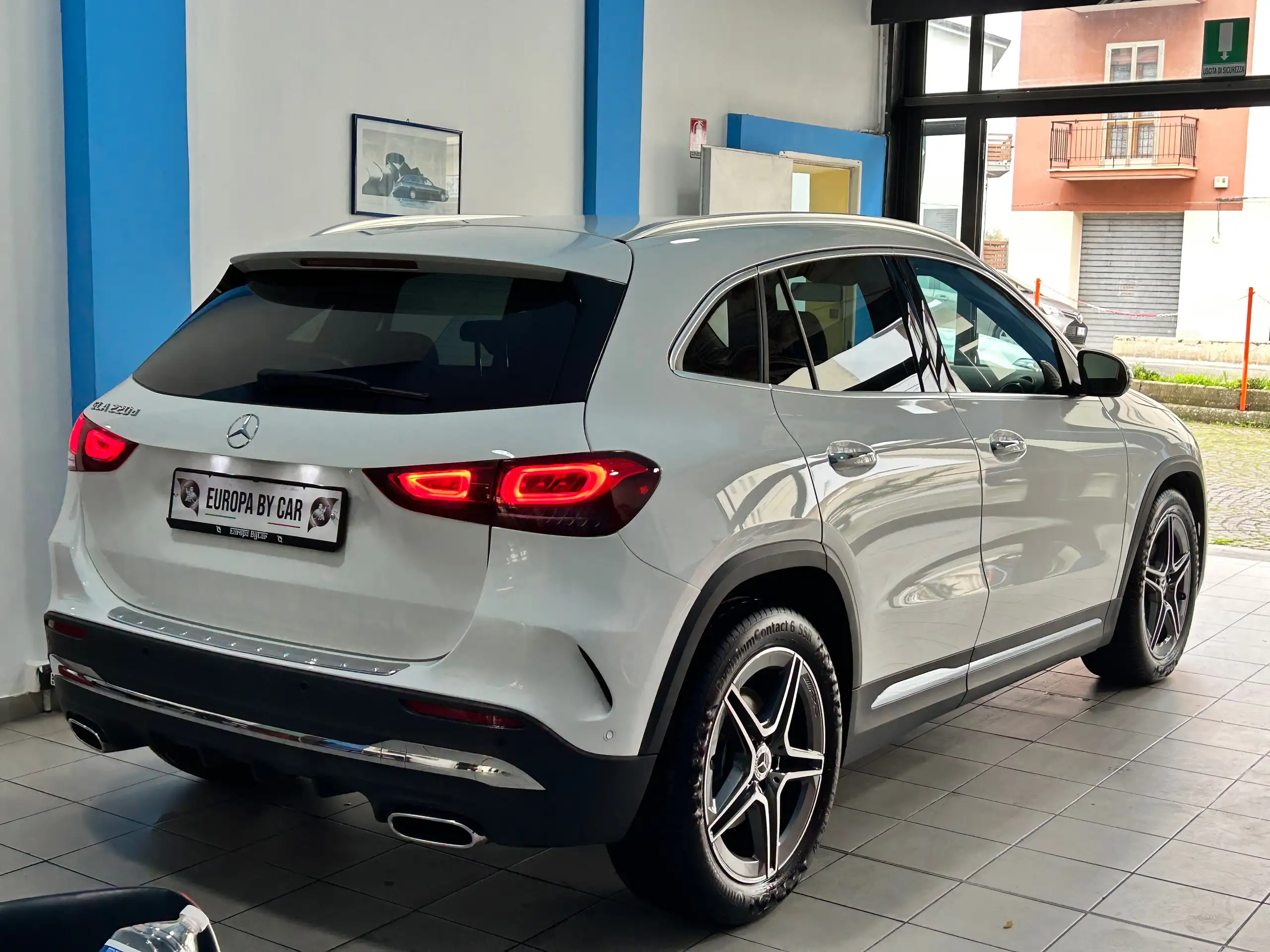 Mercedes-Benz - GLA 220