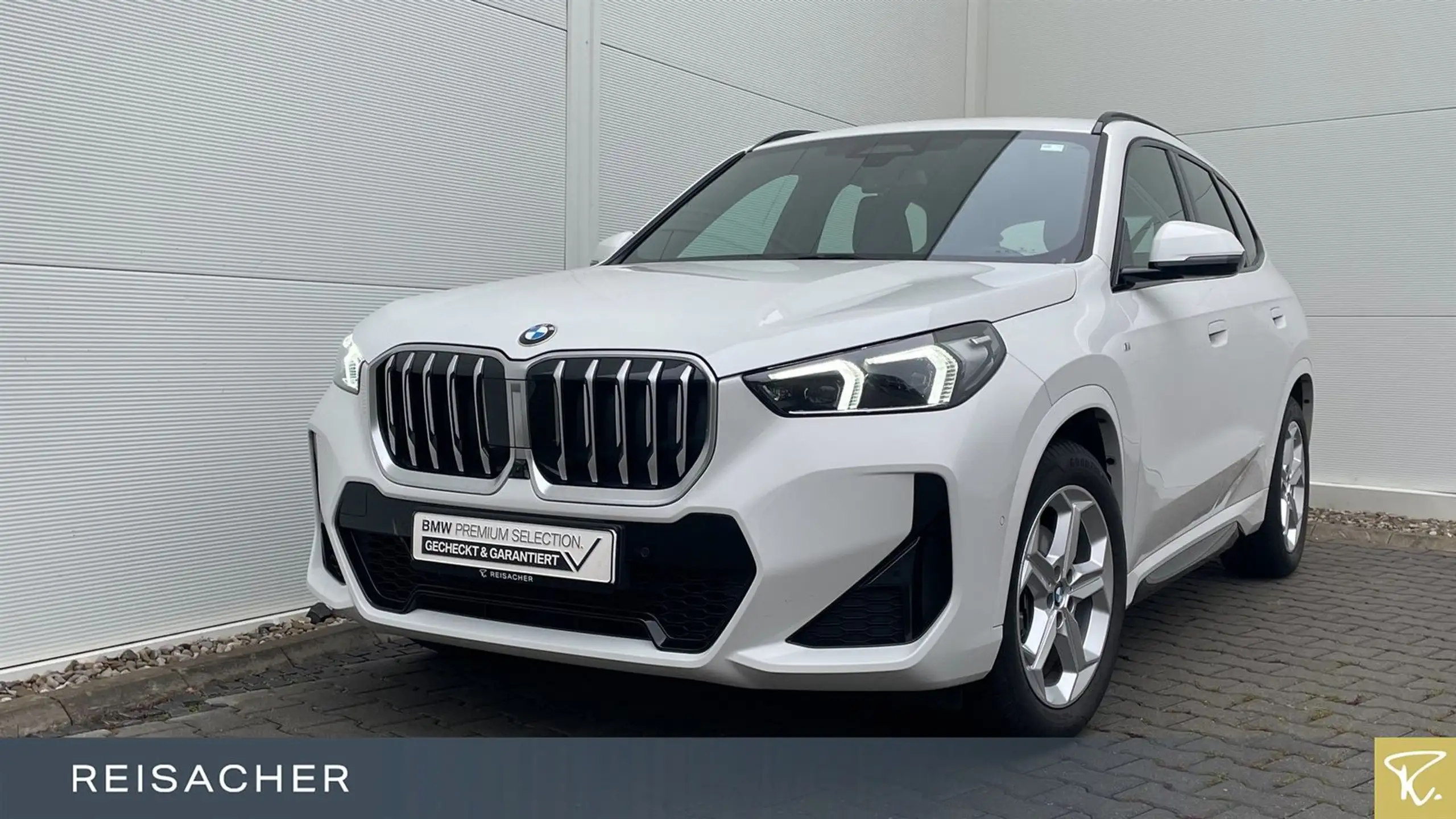 BMW - X1