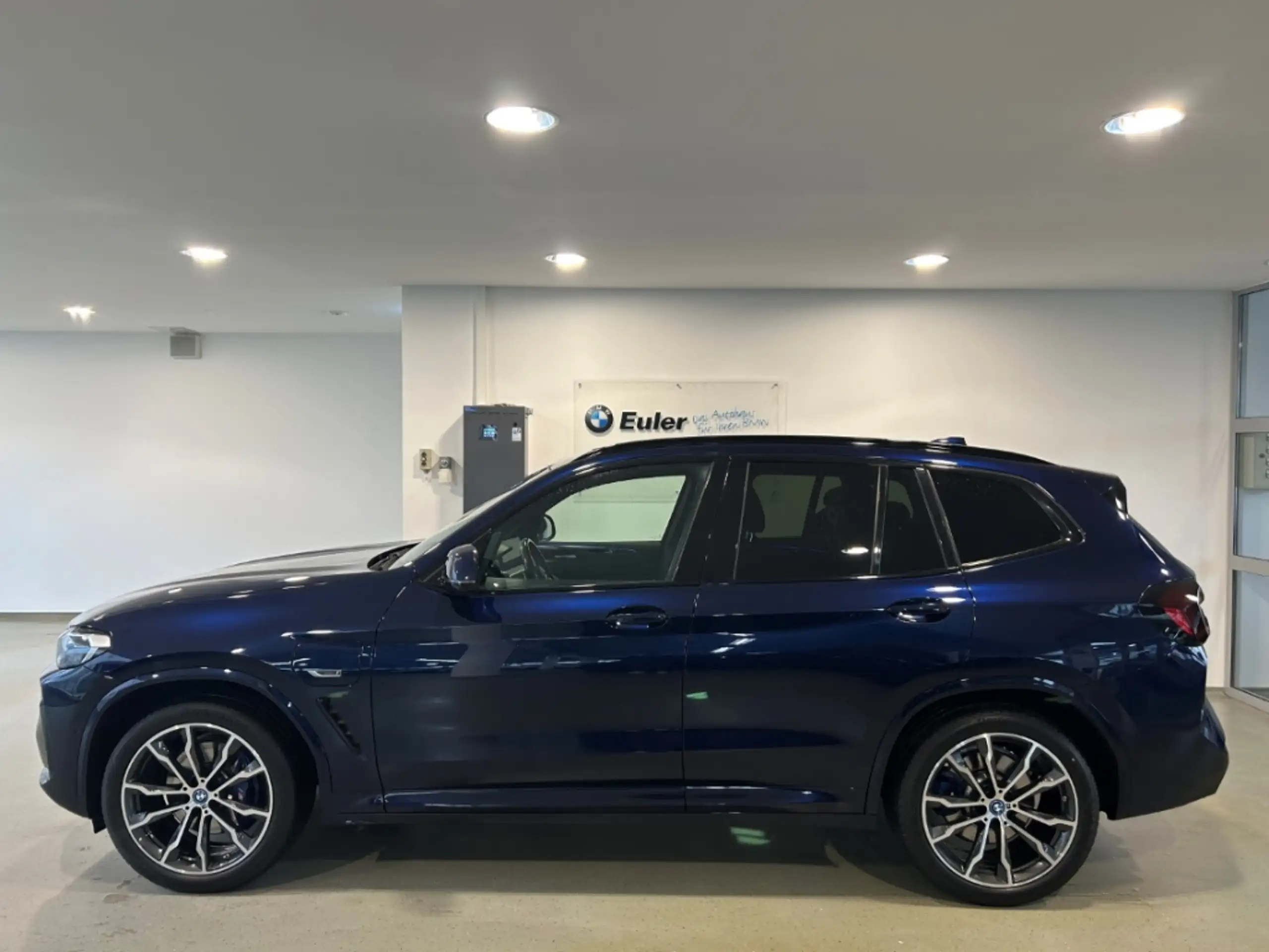 BMW - X3