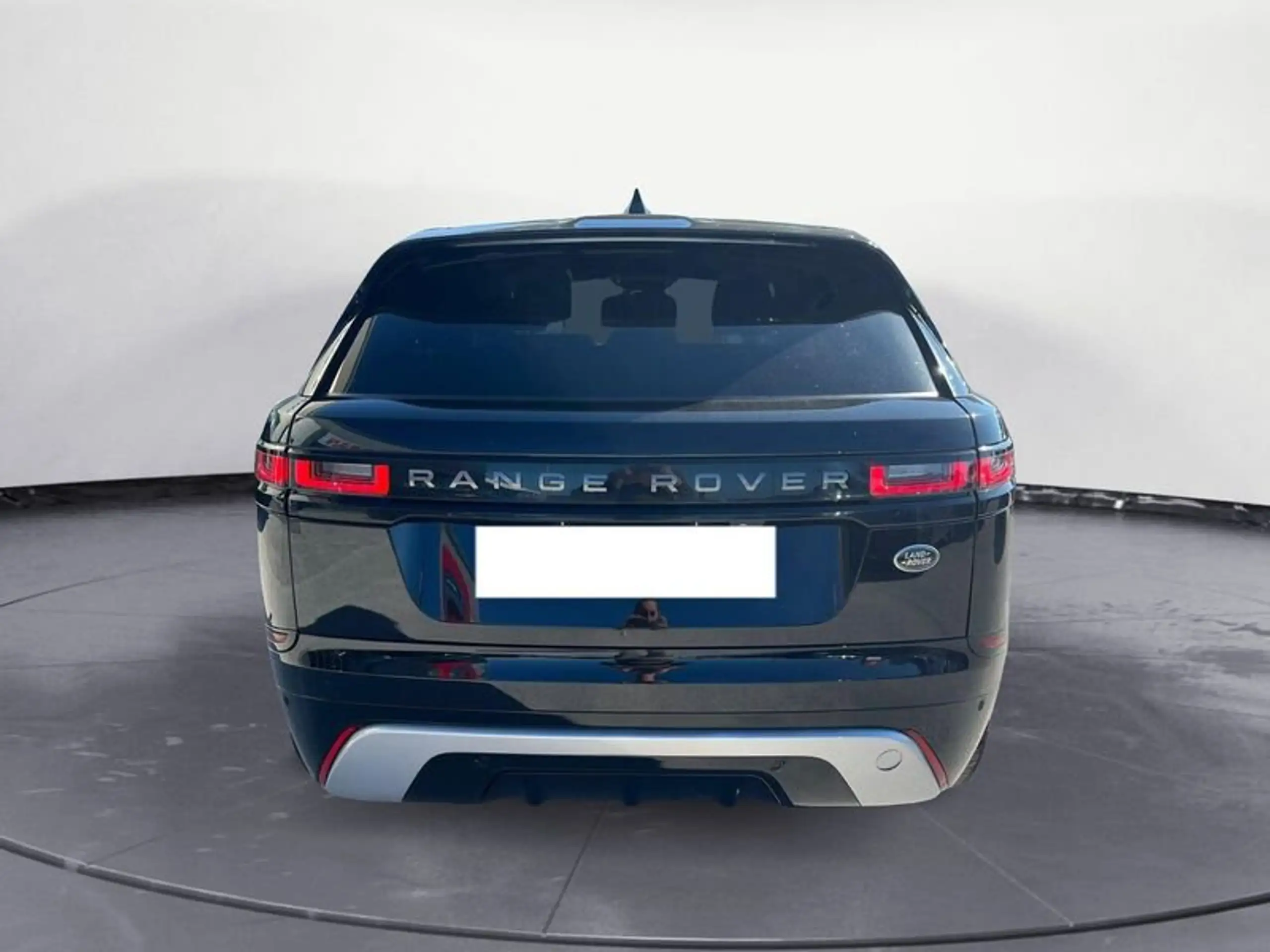 Land Rover - Range Rover Velar