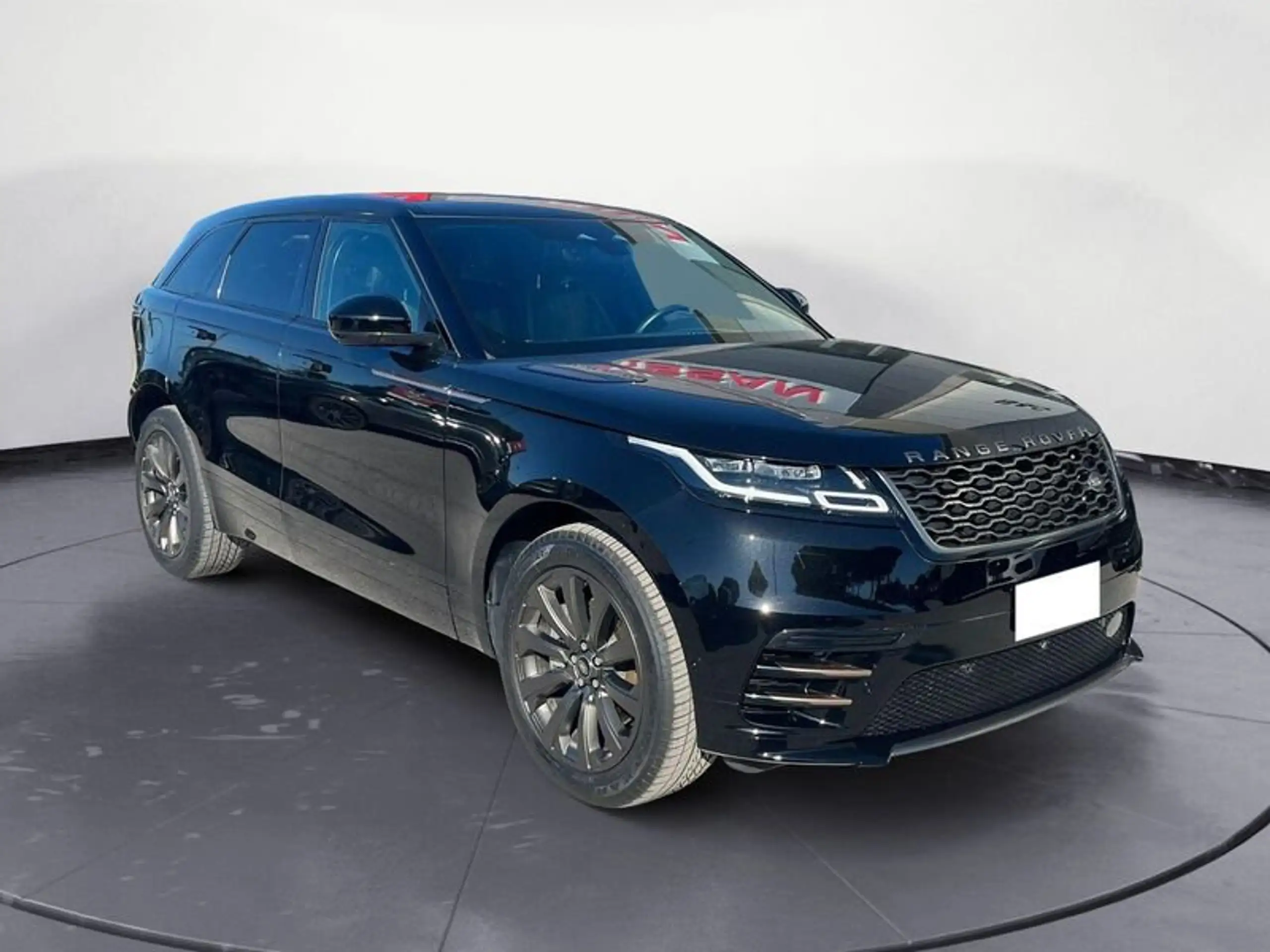 Land Rover - Range Rover Velar