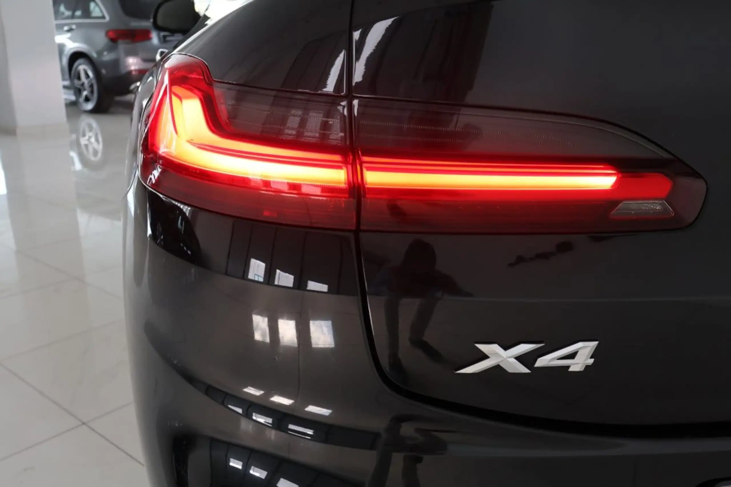 BMW - X4