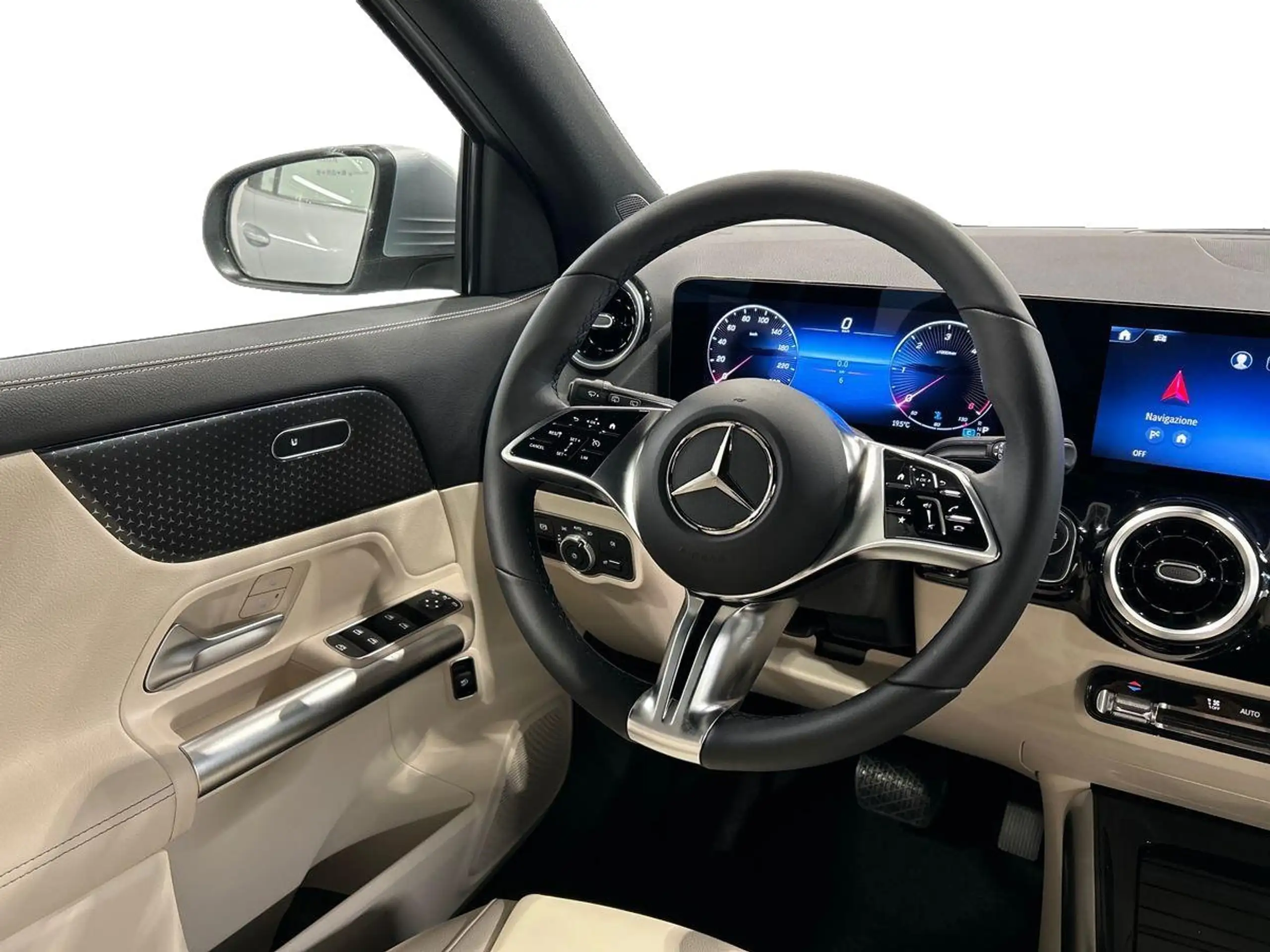 Mercedes-Benz - GLA 180