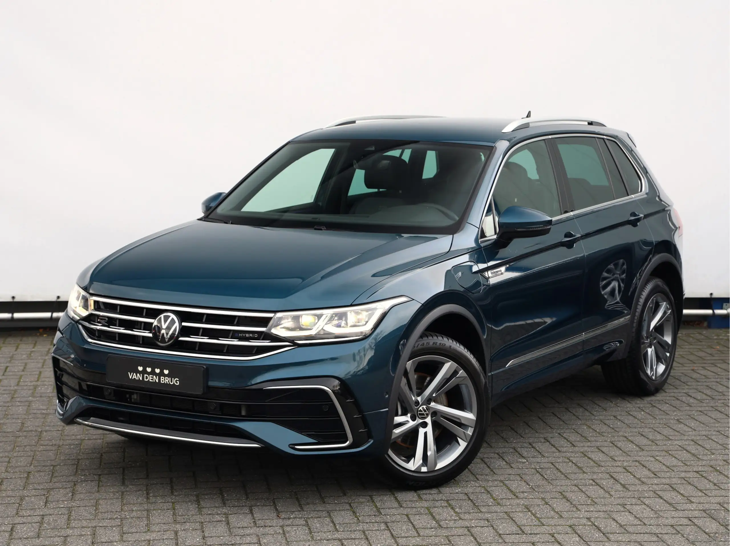 Volkswagen - Tiguan