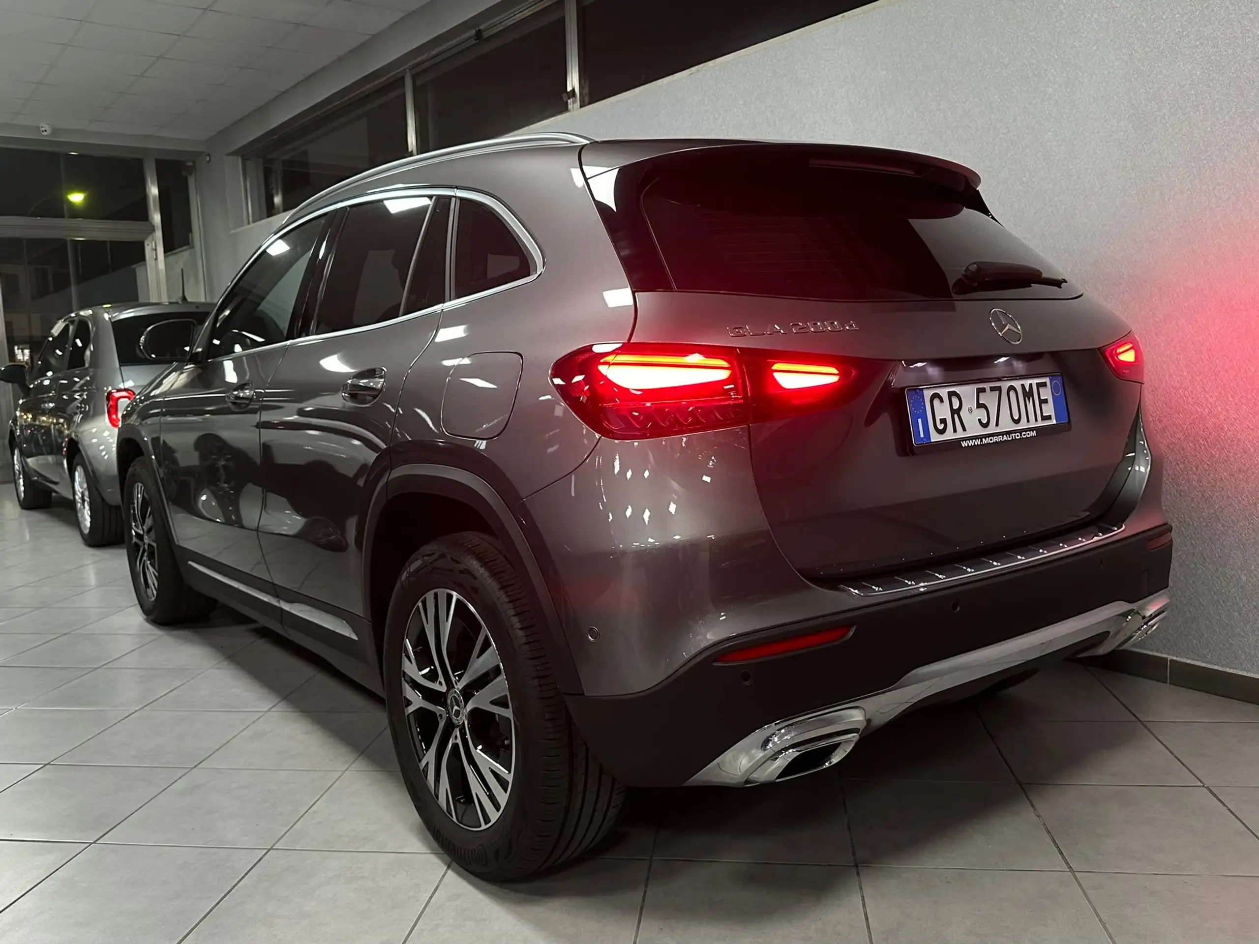 Mercedes-Benz - GLA 200