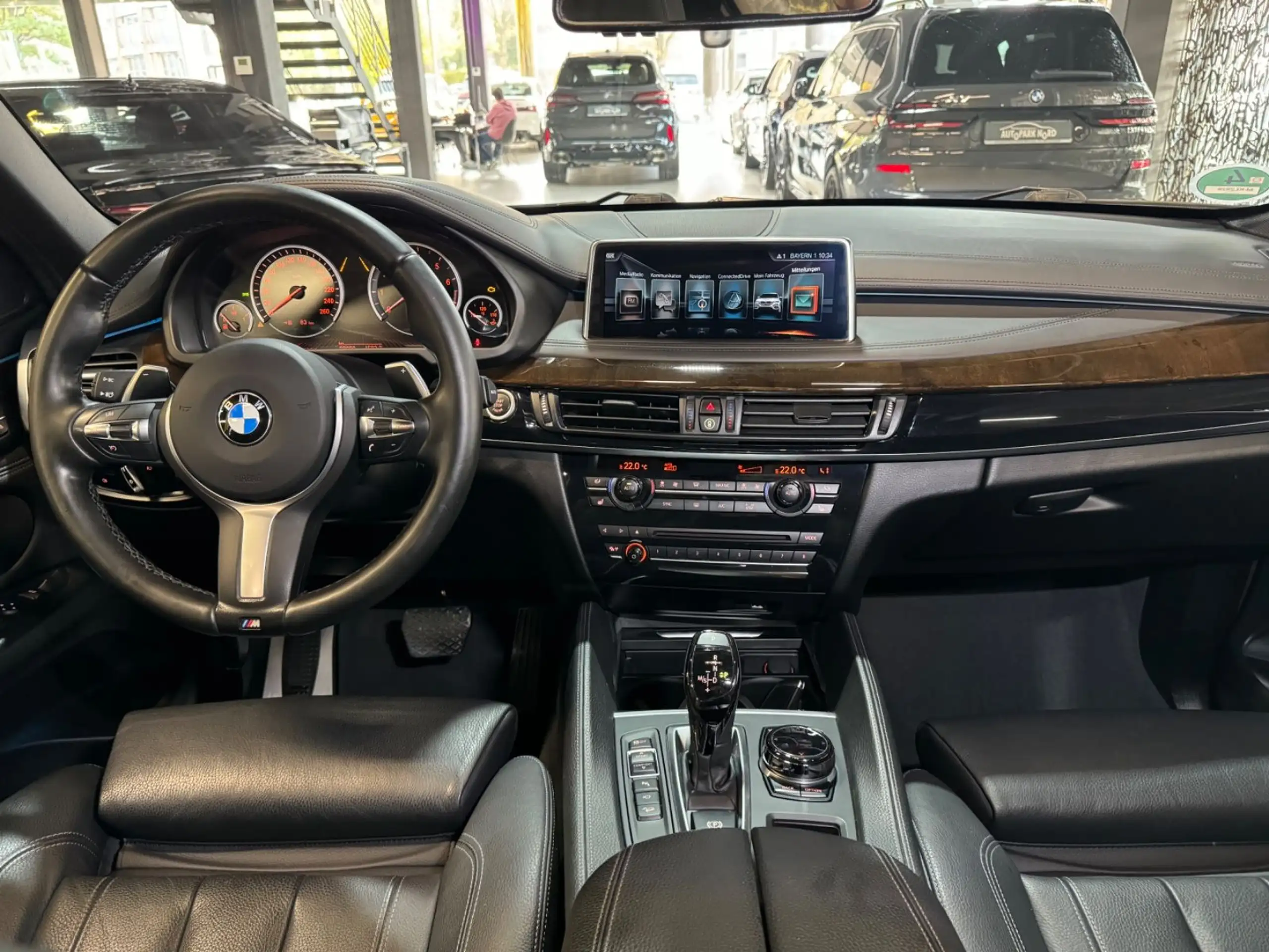 BMW - X6