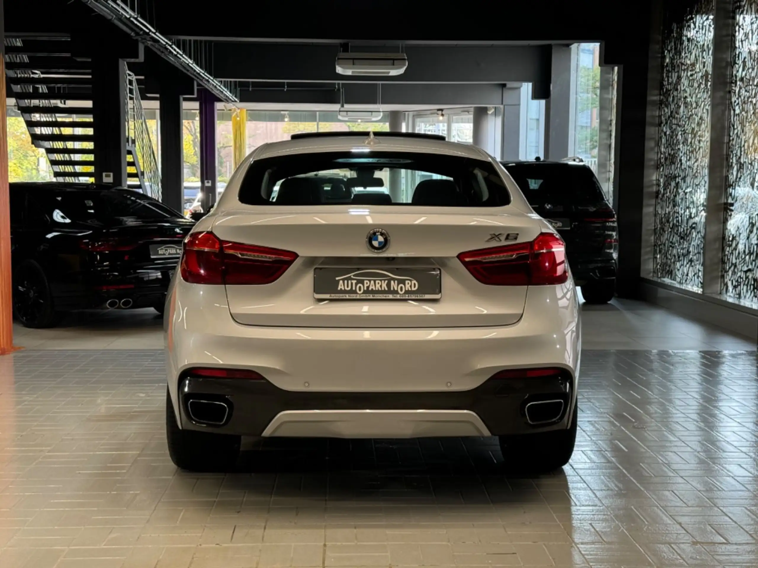 BMW - X6