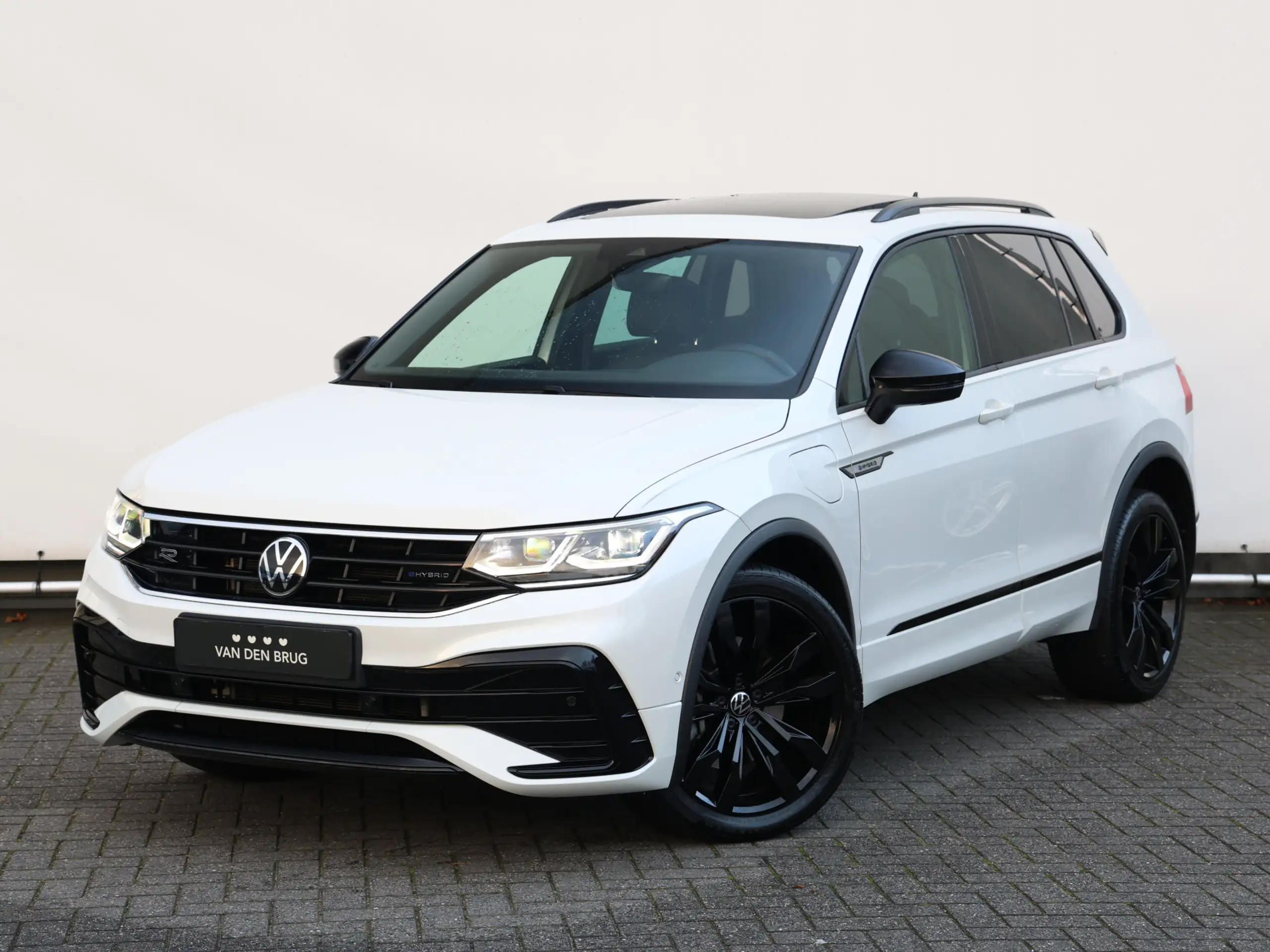 Volkswagen - Tiguan